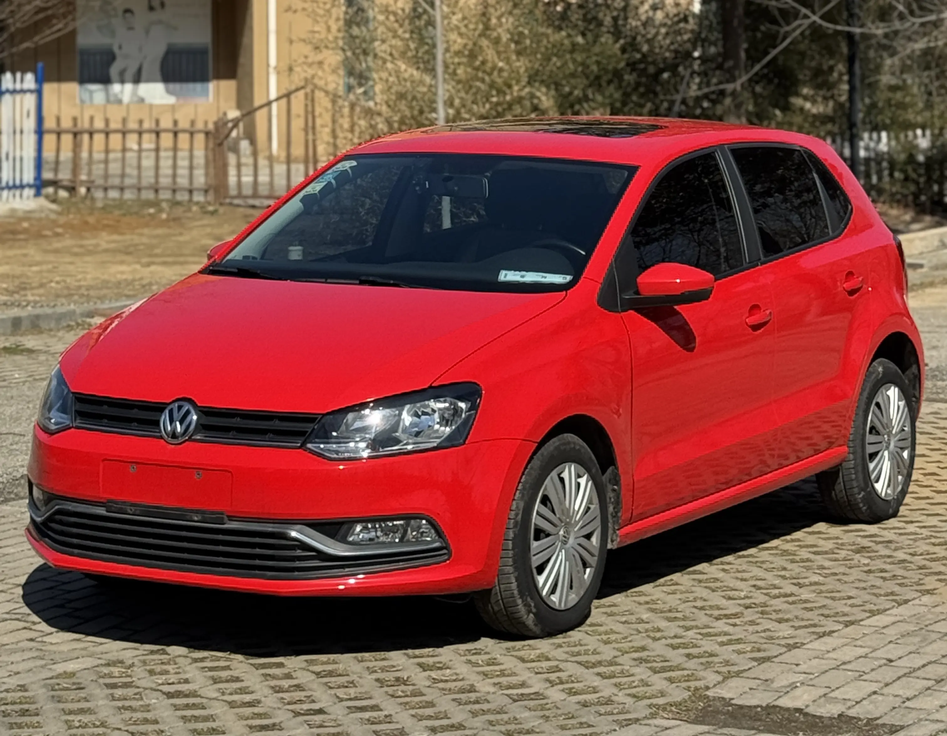 Volkswagen Polo  из Китая