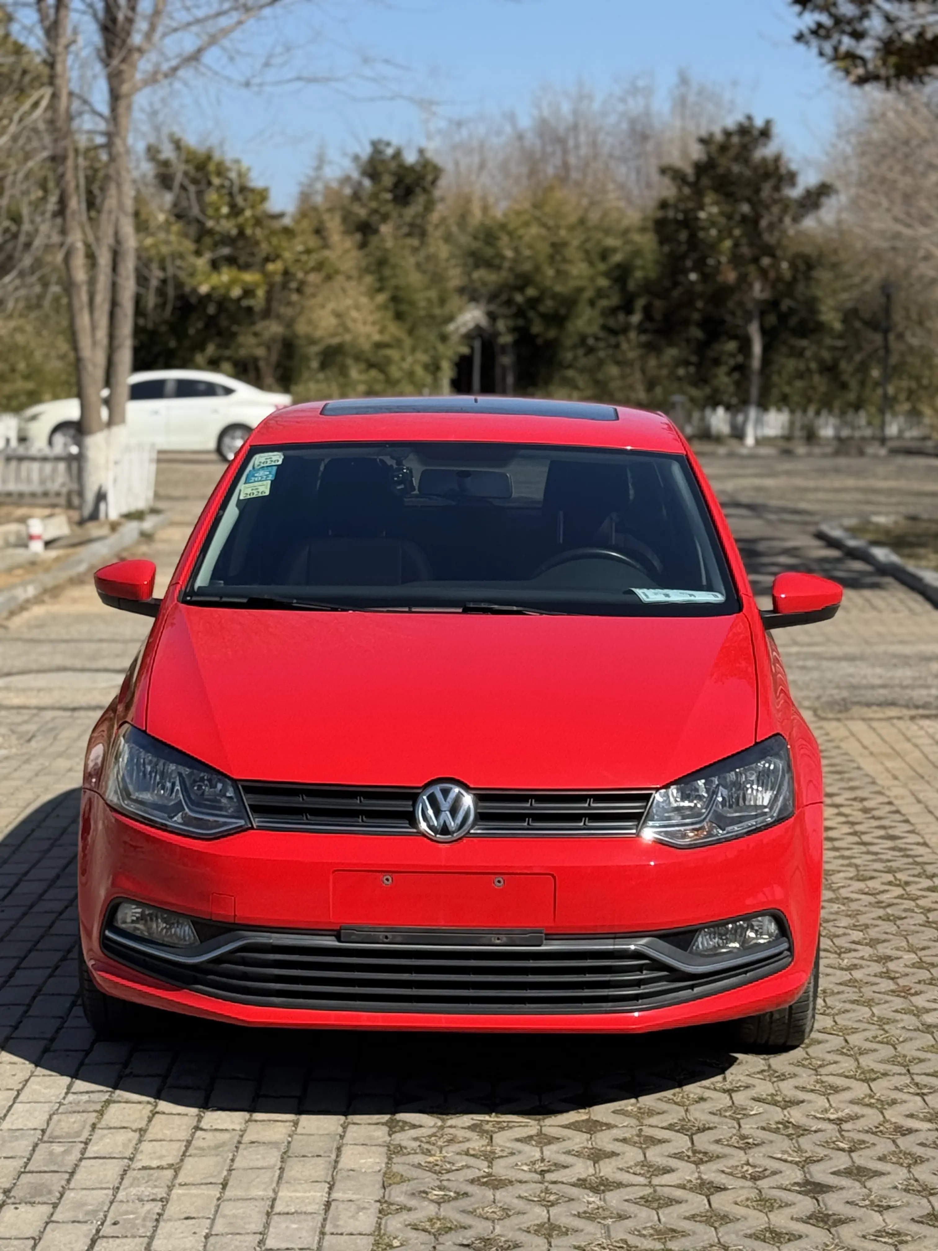 Volkswagen Polo  из Китая