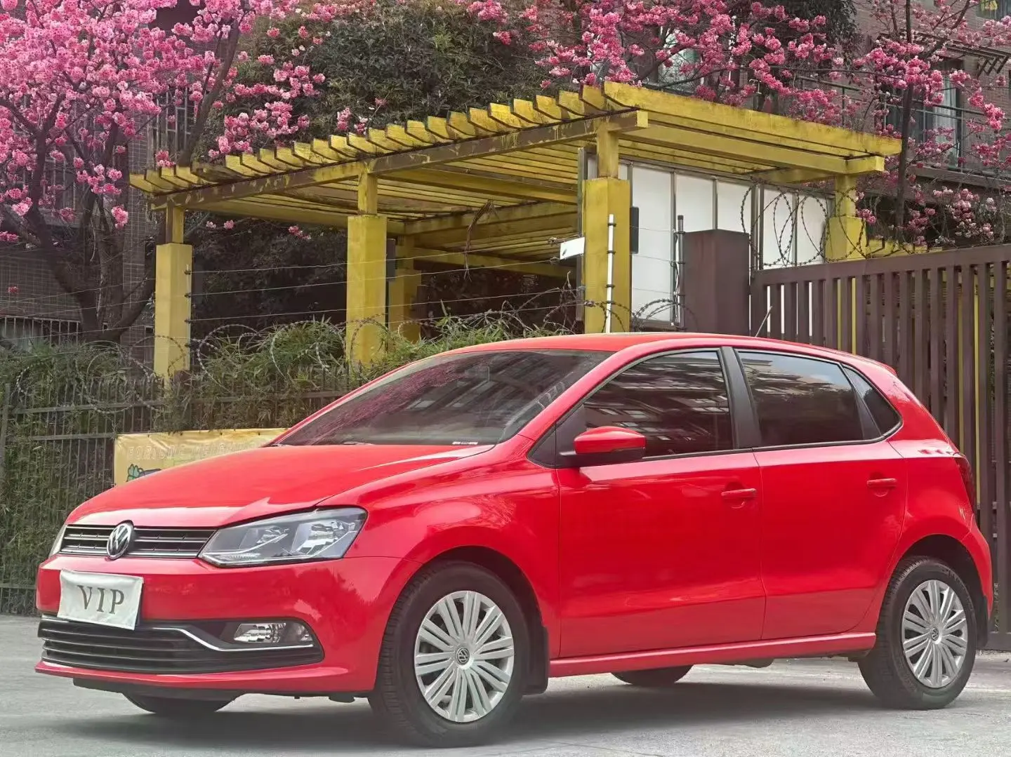 Volkswagen Polo  из Китая