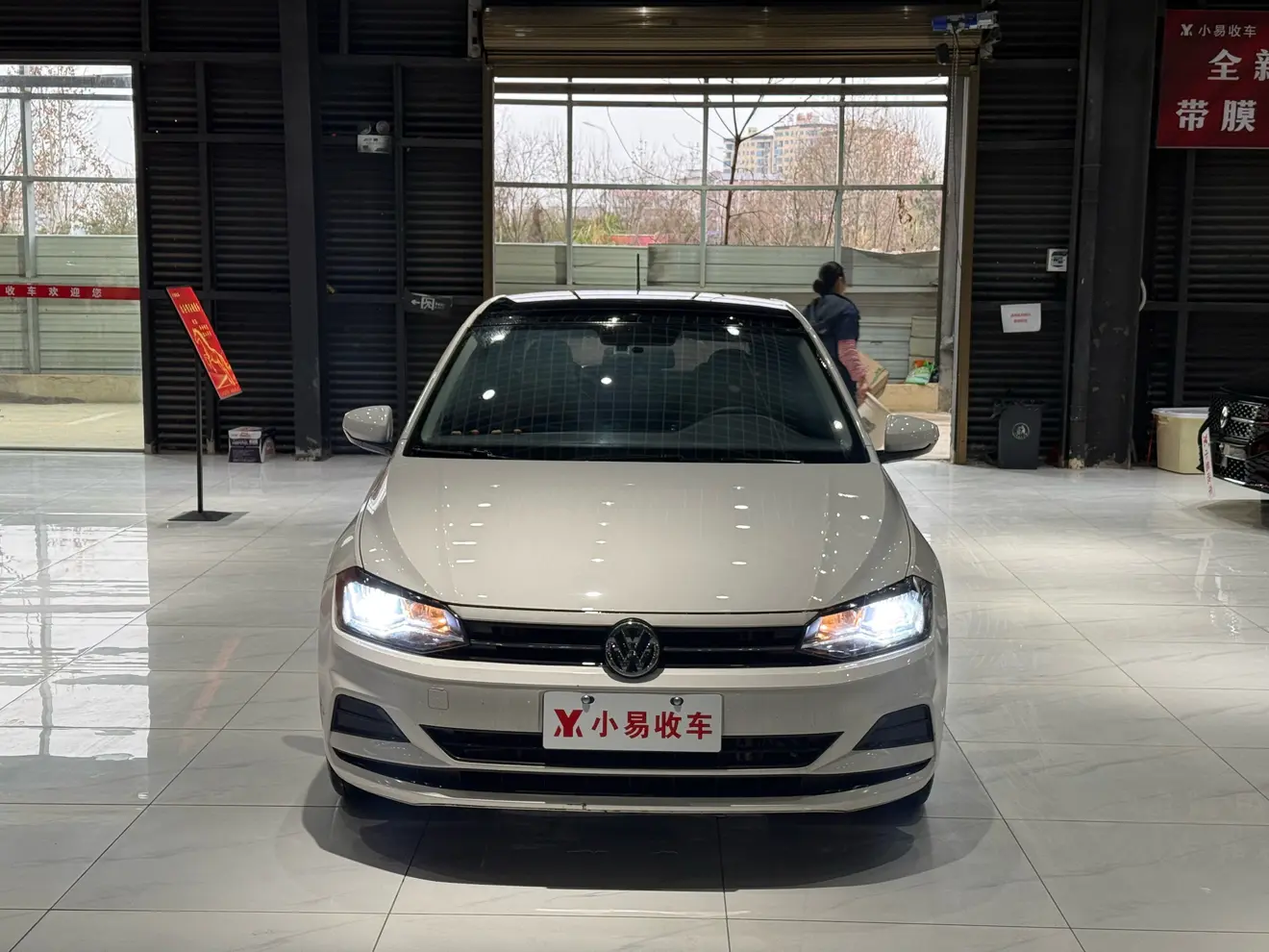 Volkswagen Polo  из Китая