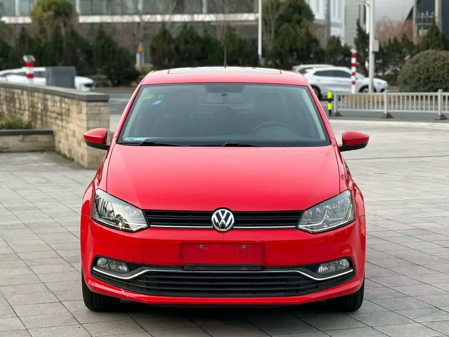 Volkswagen Polo  из Китая
