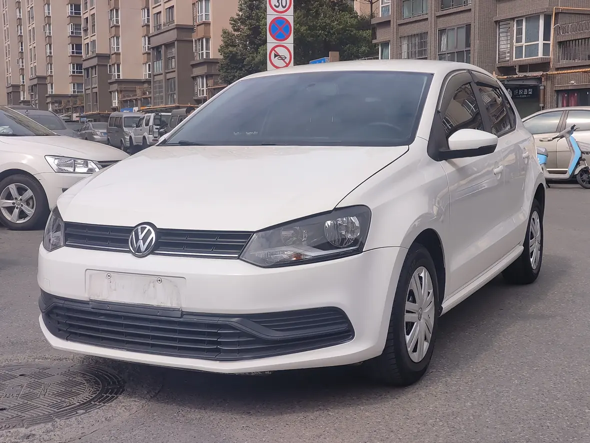 Volkswagen Polo  из Китая