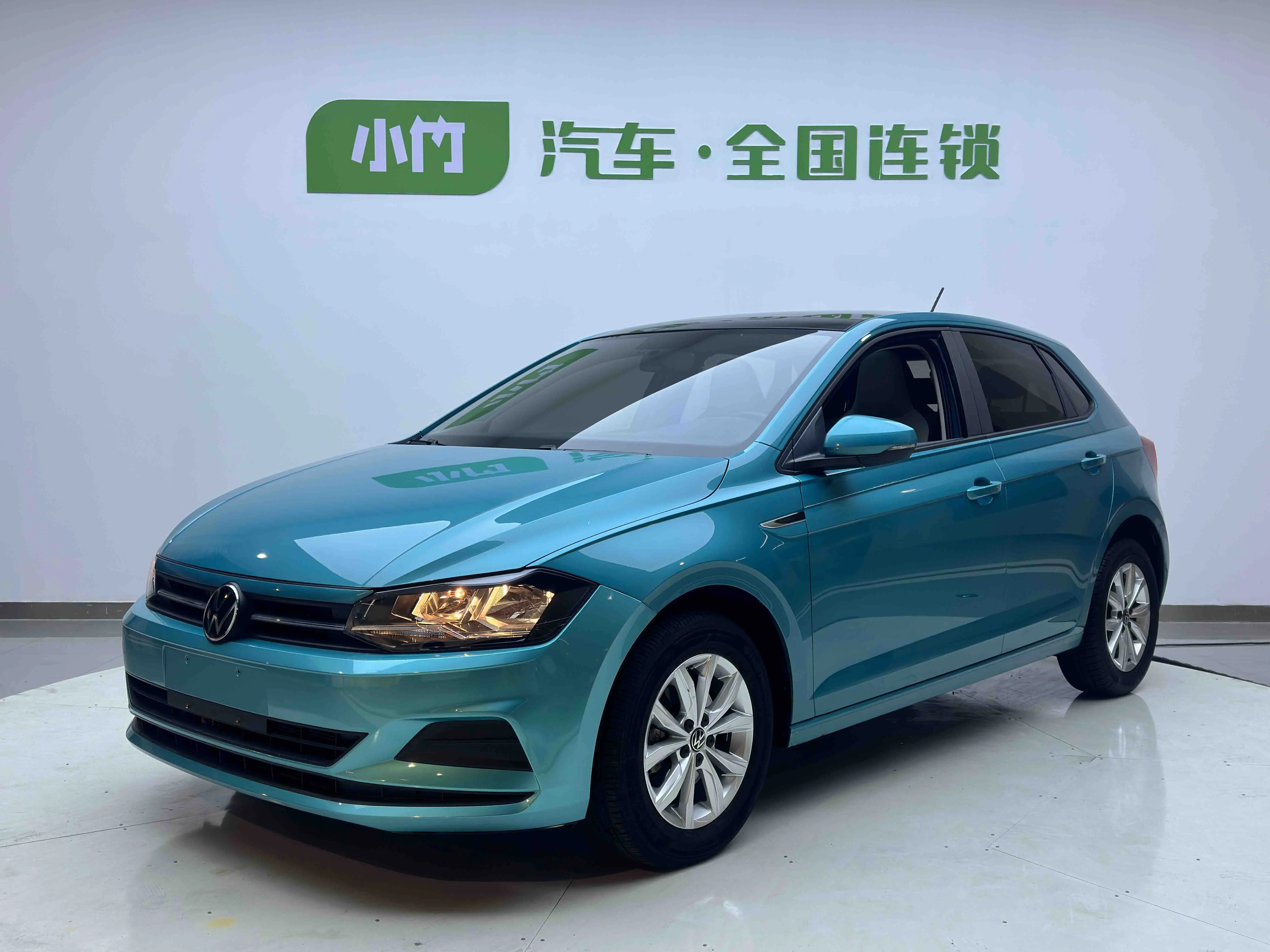 Volkswagen Polo  из Китая