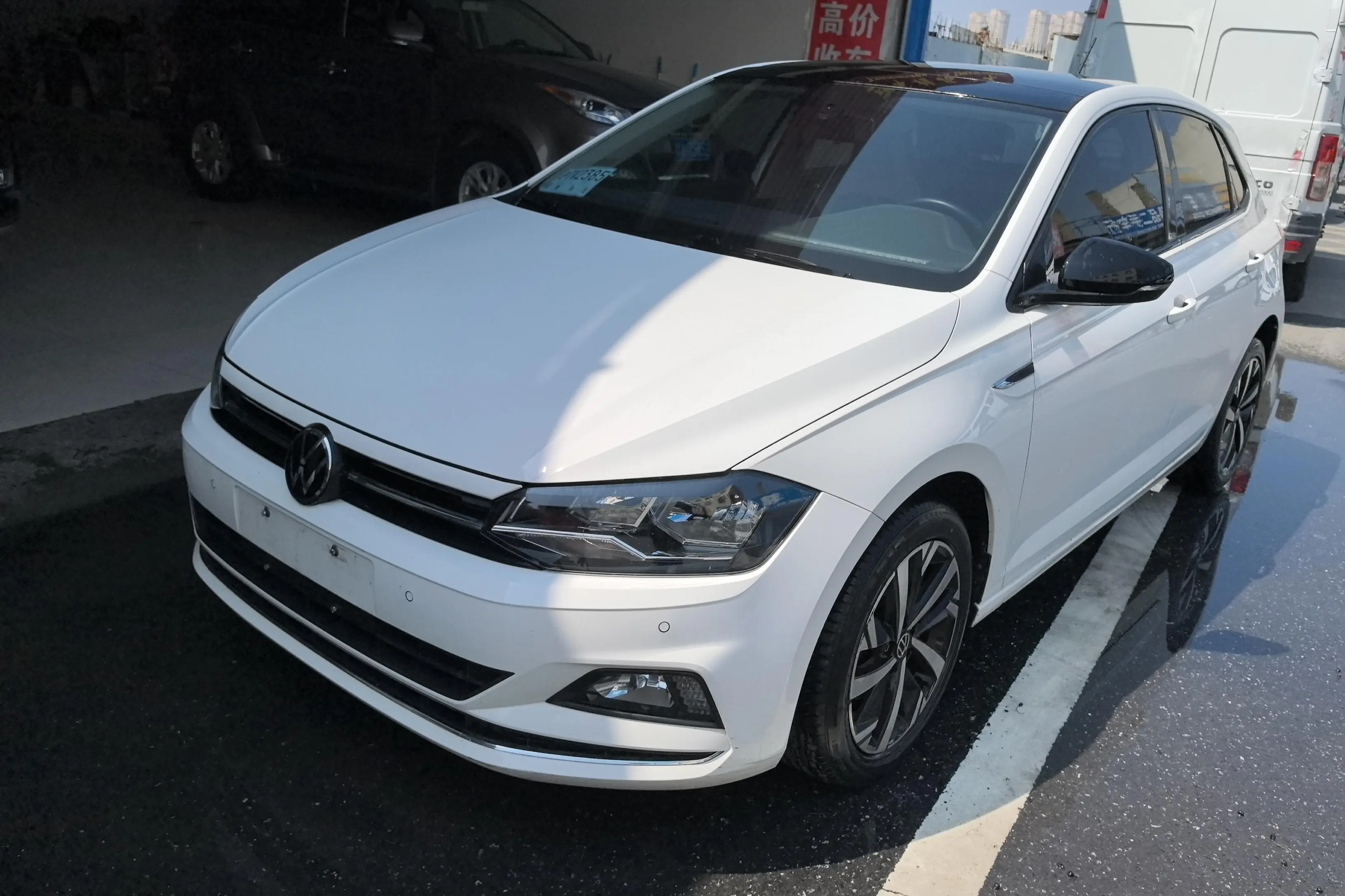 Volkswagen Polo  из Китая