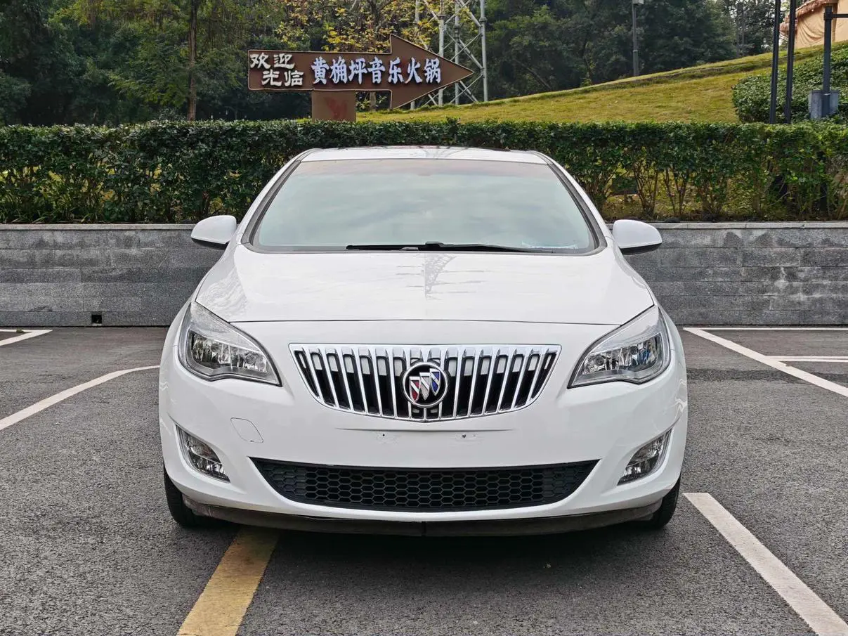 Buick Yinglang  из Китая