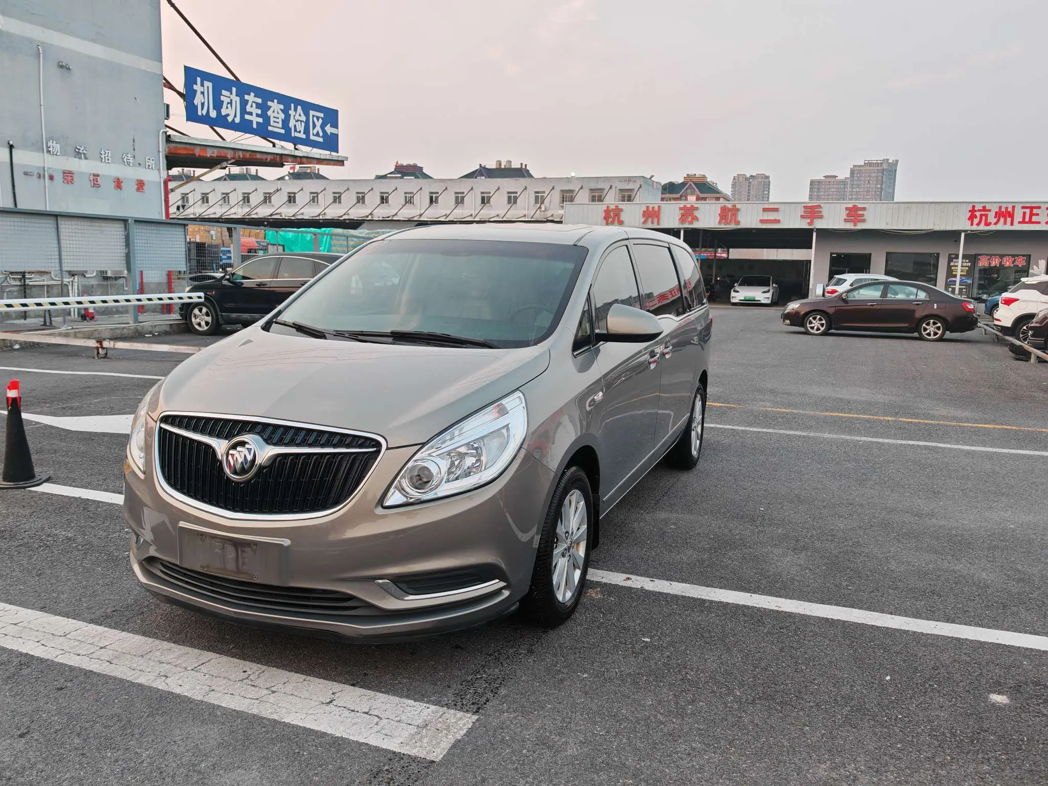 Buick GL8