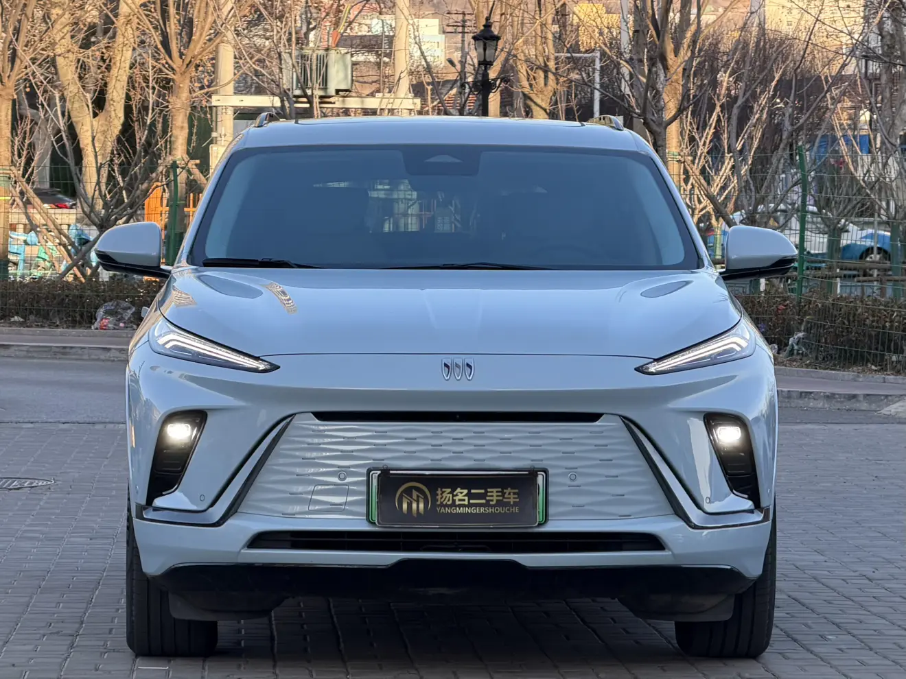 Buick E5  из Китая