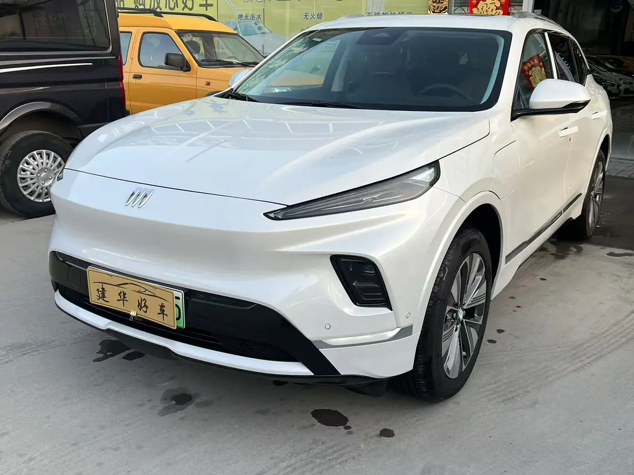 Buick E5  из Китая