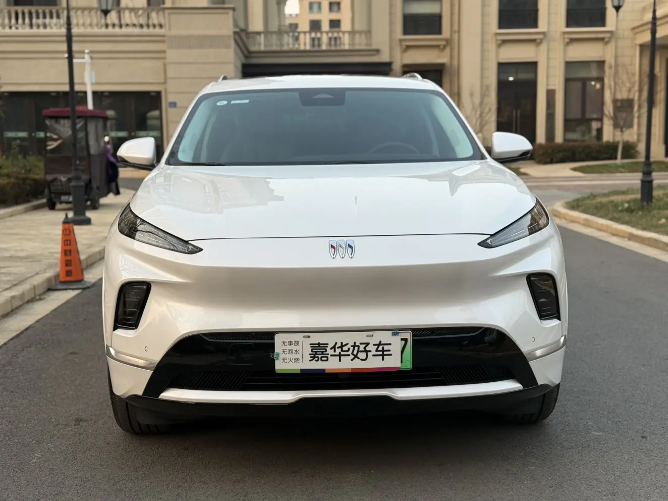 Buick E5  из Китая