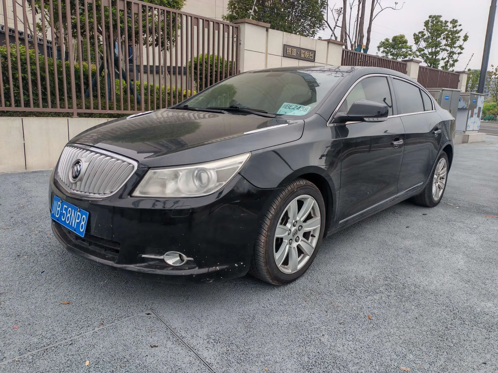 Buick LaCrosse  из Китая