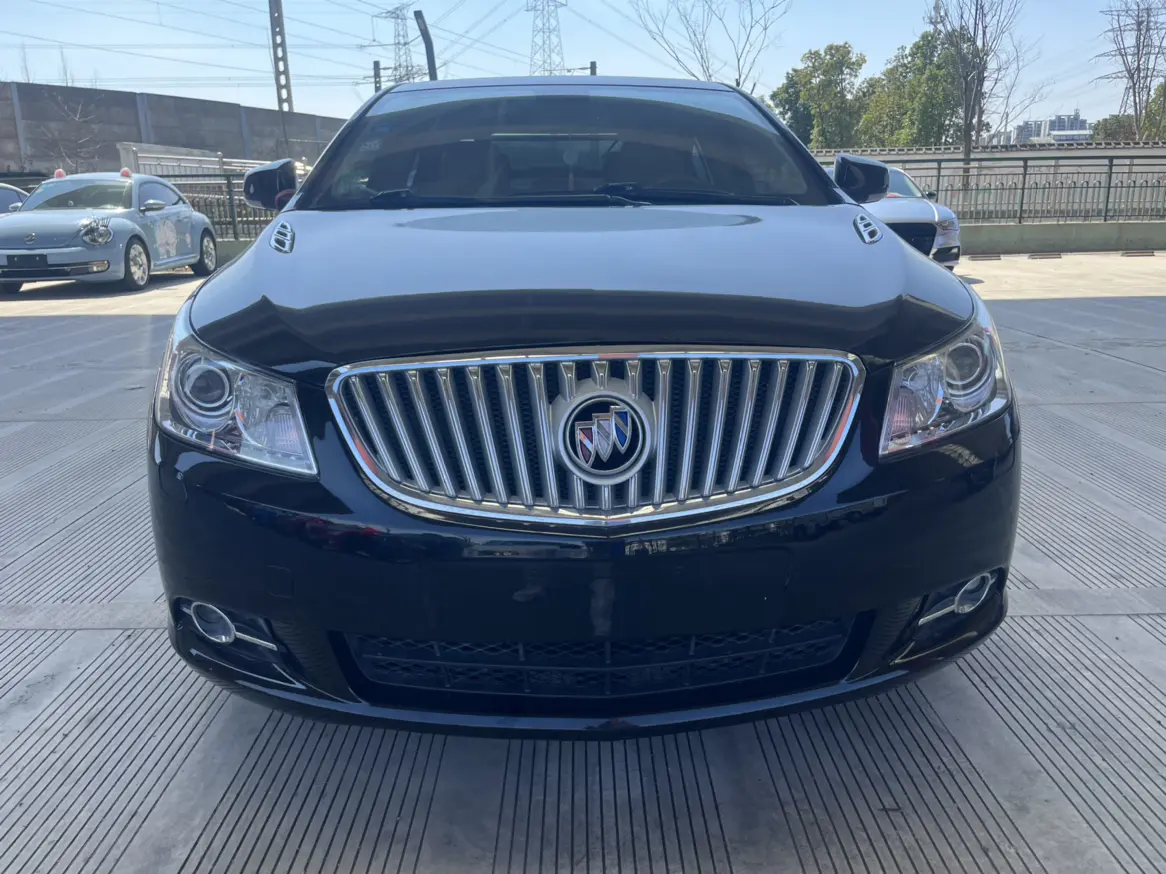 Buick LaCrosse  из Китая