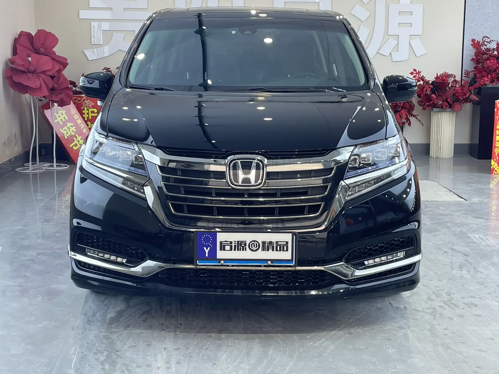 Honda Elysion (Alison)  из Китая