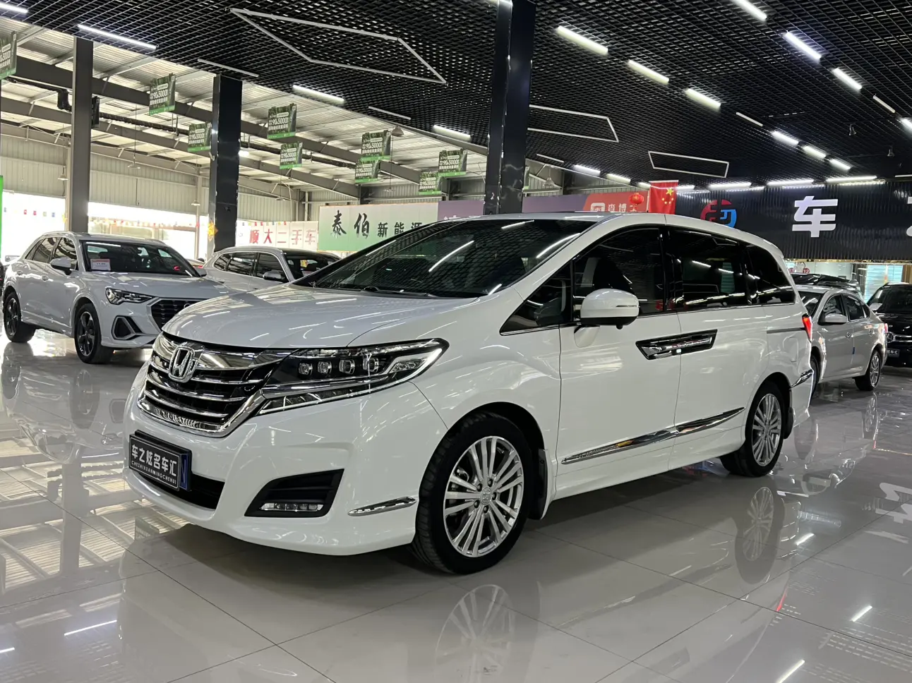 Honda Elysion (Alison)  из Китая