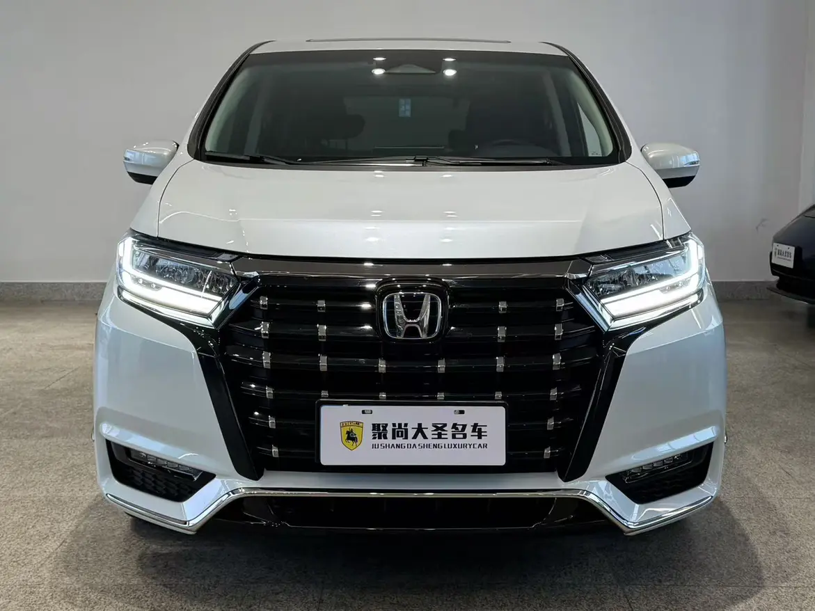 Honda Elysion (Alison)  из Китая