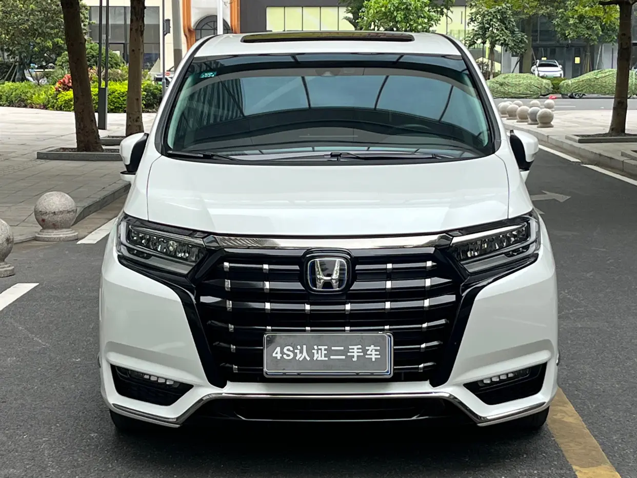 Honda Elysion (Alison)  из Китая