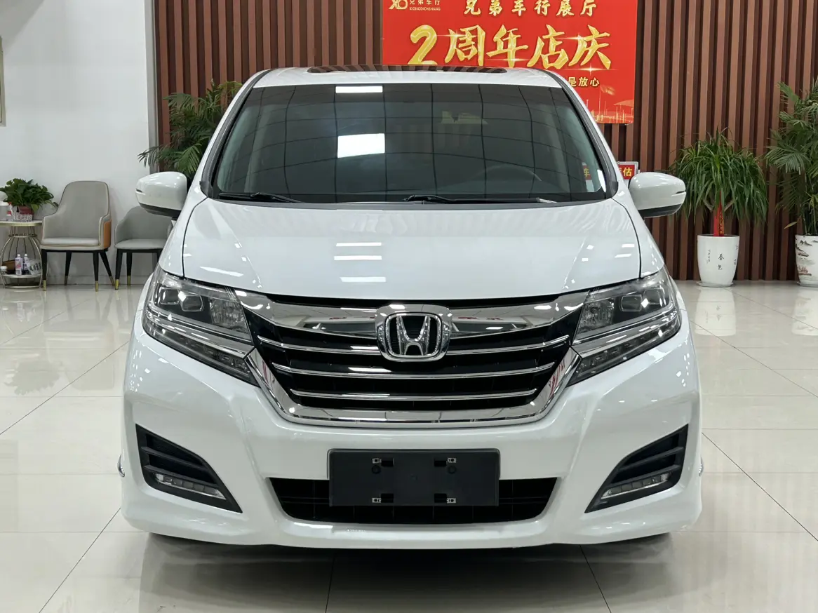 Honda Elysion (Alison)  из Китая