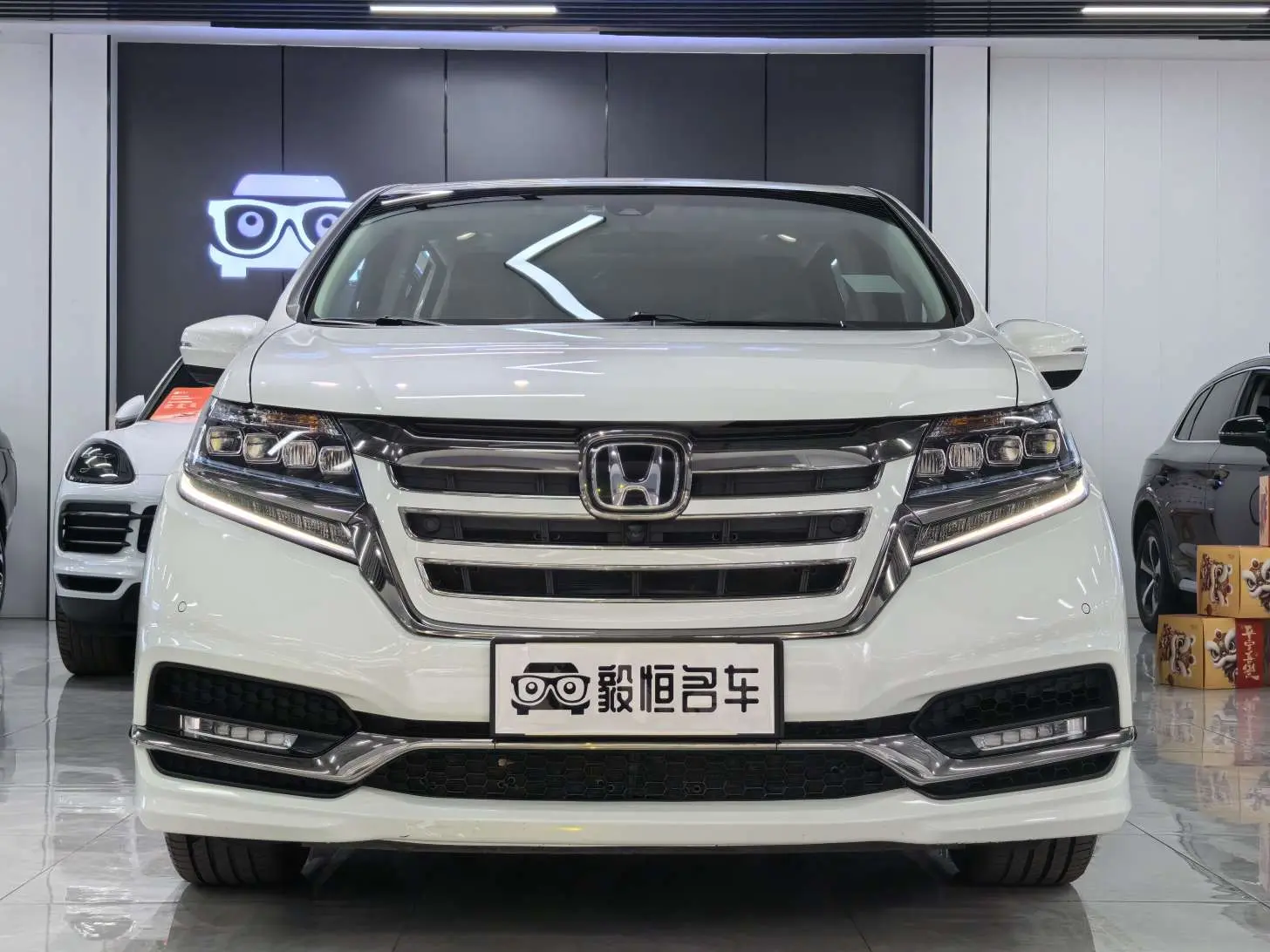 Honda Elysion (Alison)  из Китая