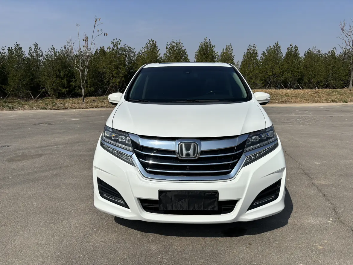 Honda Elysion (Alison)  из Китая