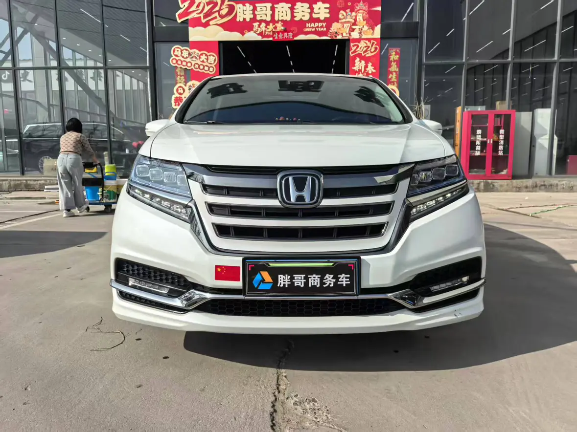 Honda Elysion (Alison)  из Китая