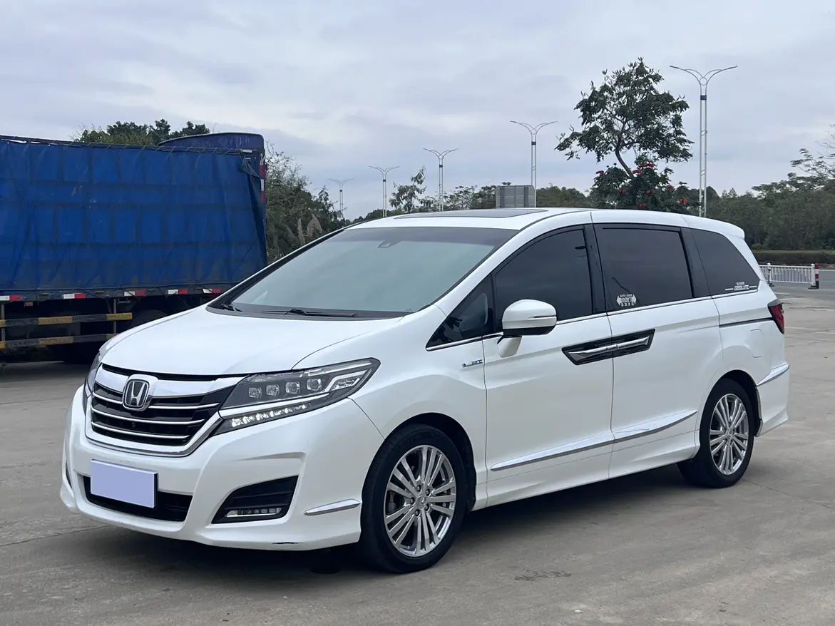 Honda Elysion (Alison)  из Китая