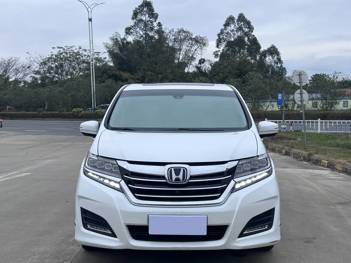 Honda Elysion (Alison)  из Китая