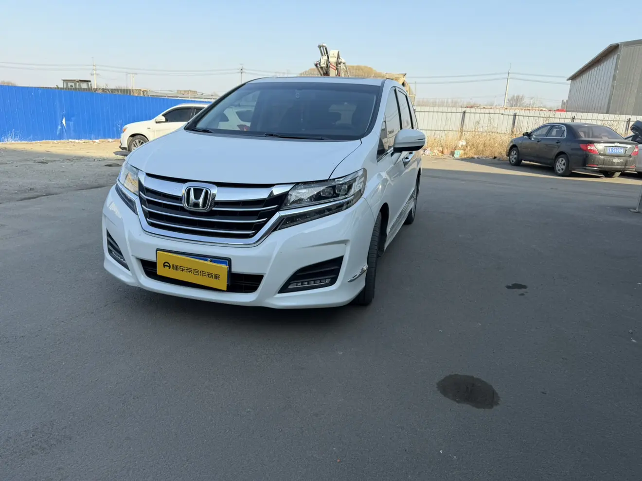 Honda Elysion (Alison)  из Китая