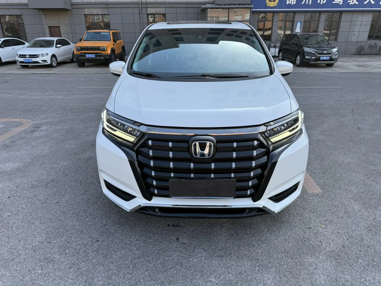 Honda Elysion (Alison)  из Китая