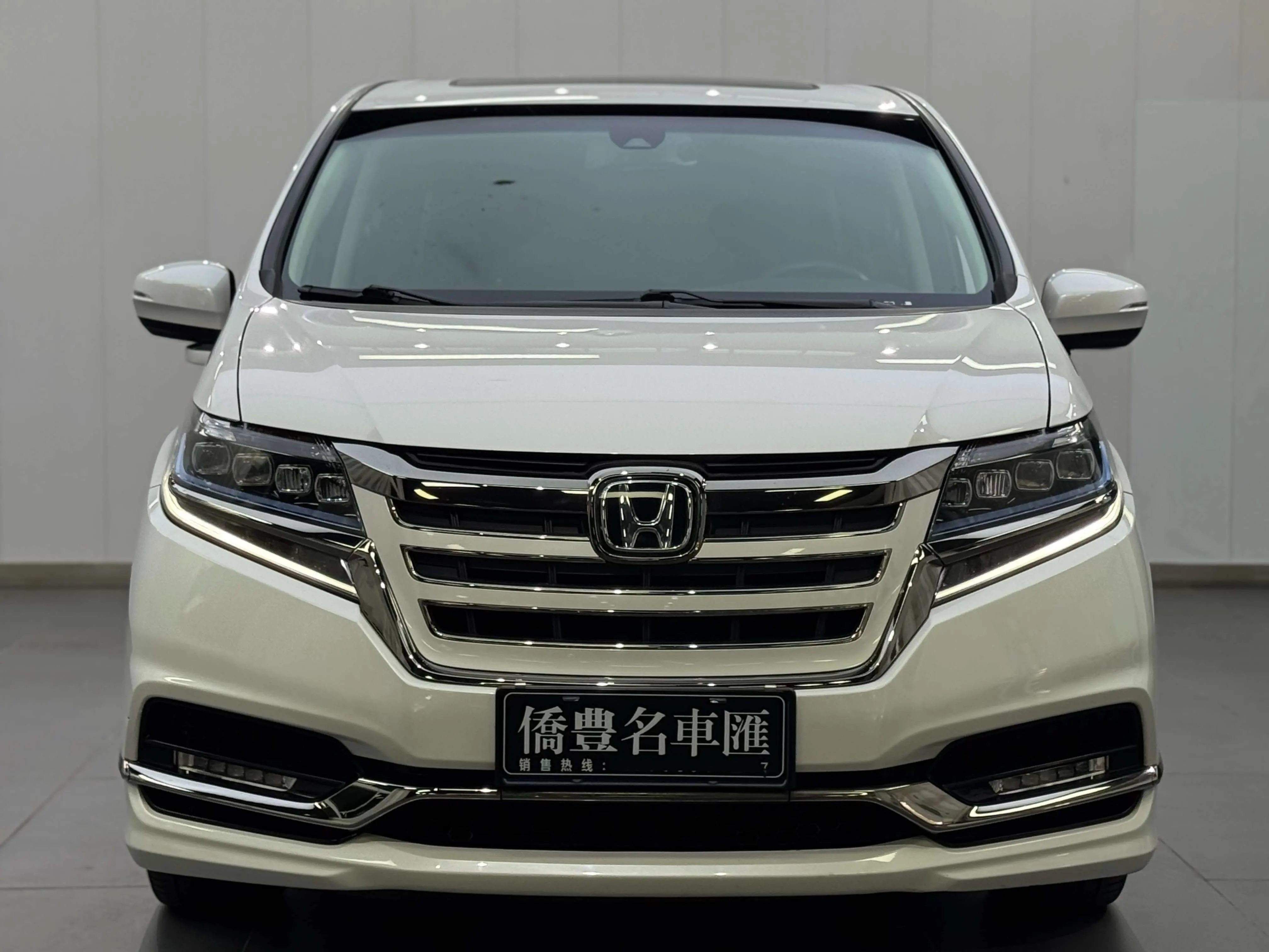 Honda Elysion (Alison)  из Китая