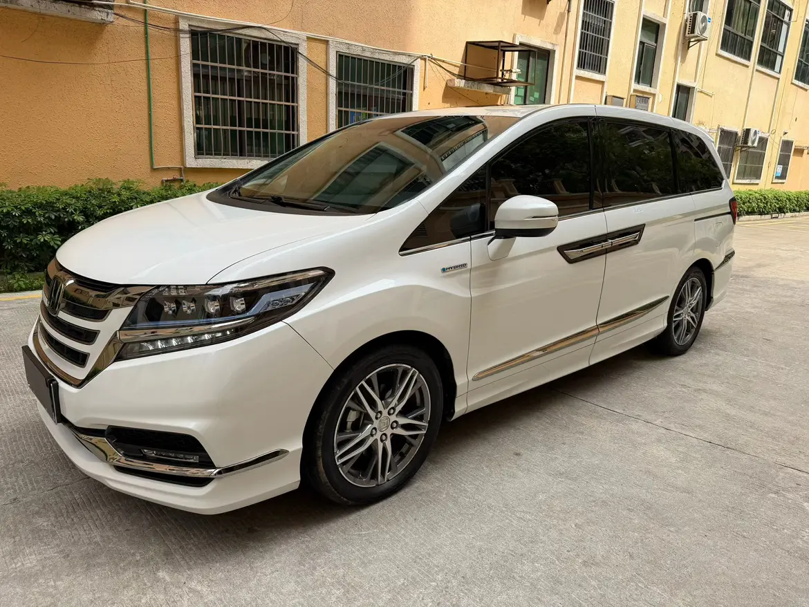 Honda Elysion (Alison)  из Китая