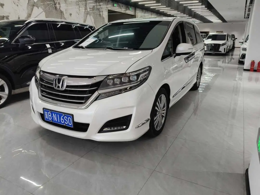 Honda Elysion (Alison)  из Китая