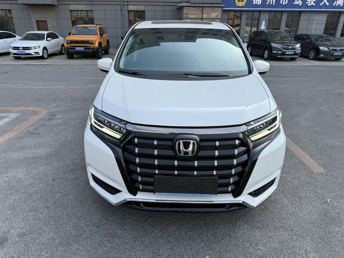 Honda Elysion (Alison)  из Китая