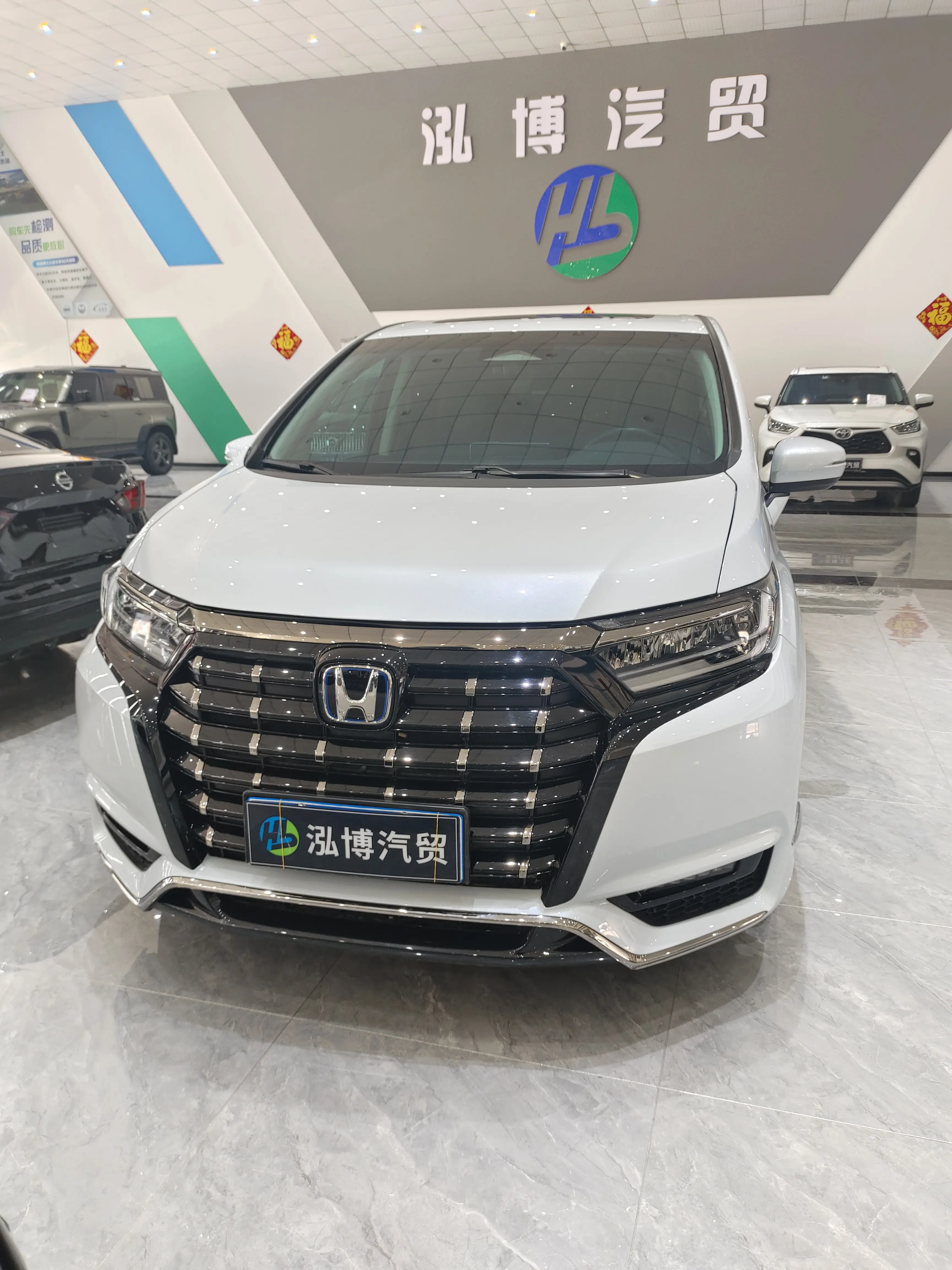 Honda Elysion (Alison)  из Китая