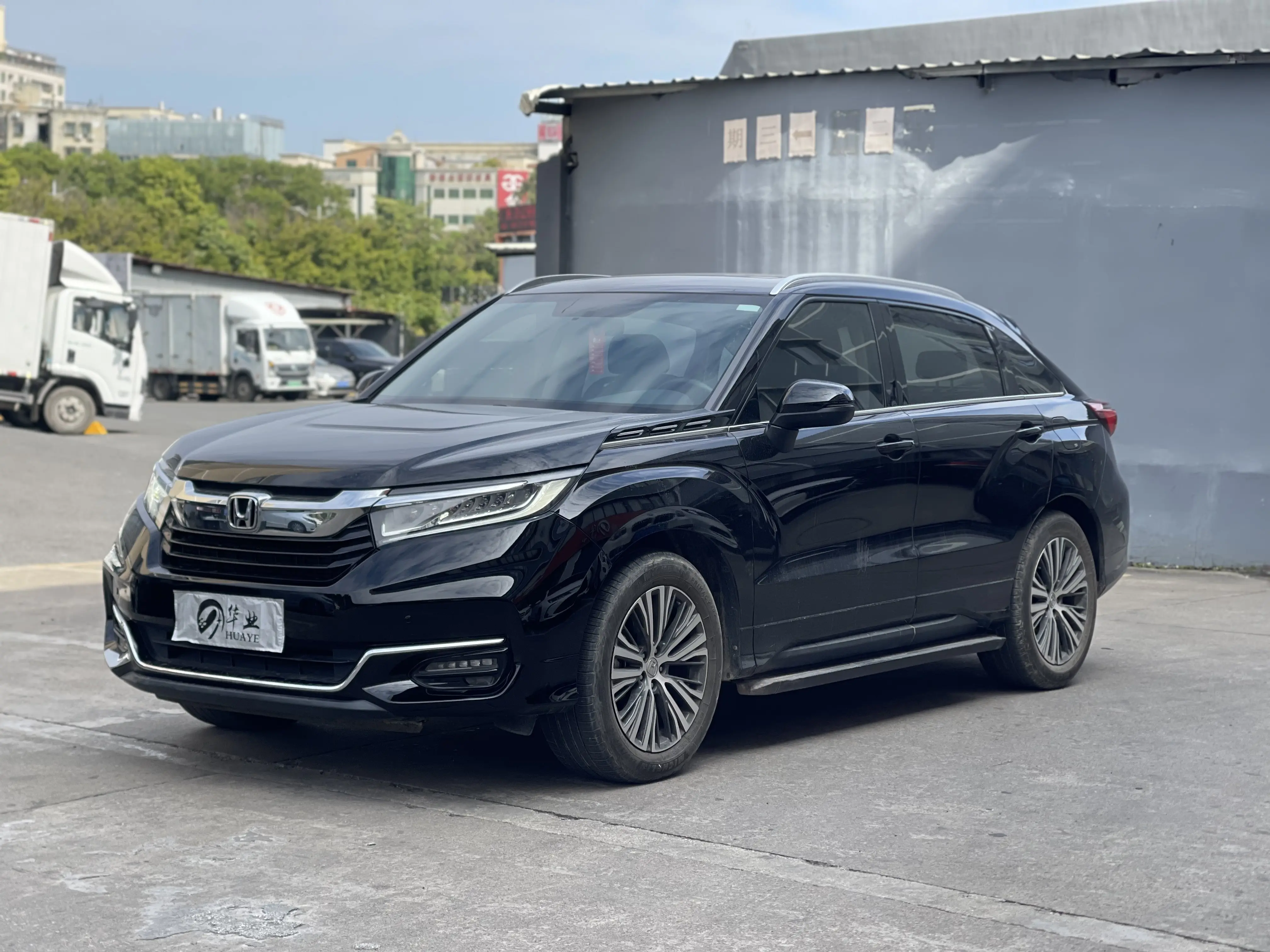 Honda Avancier (Crown Road)  из Китая
