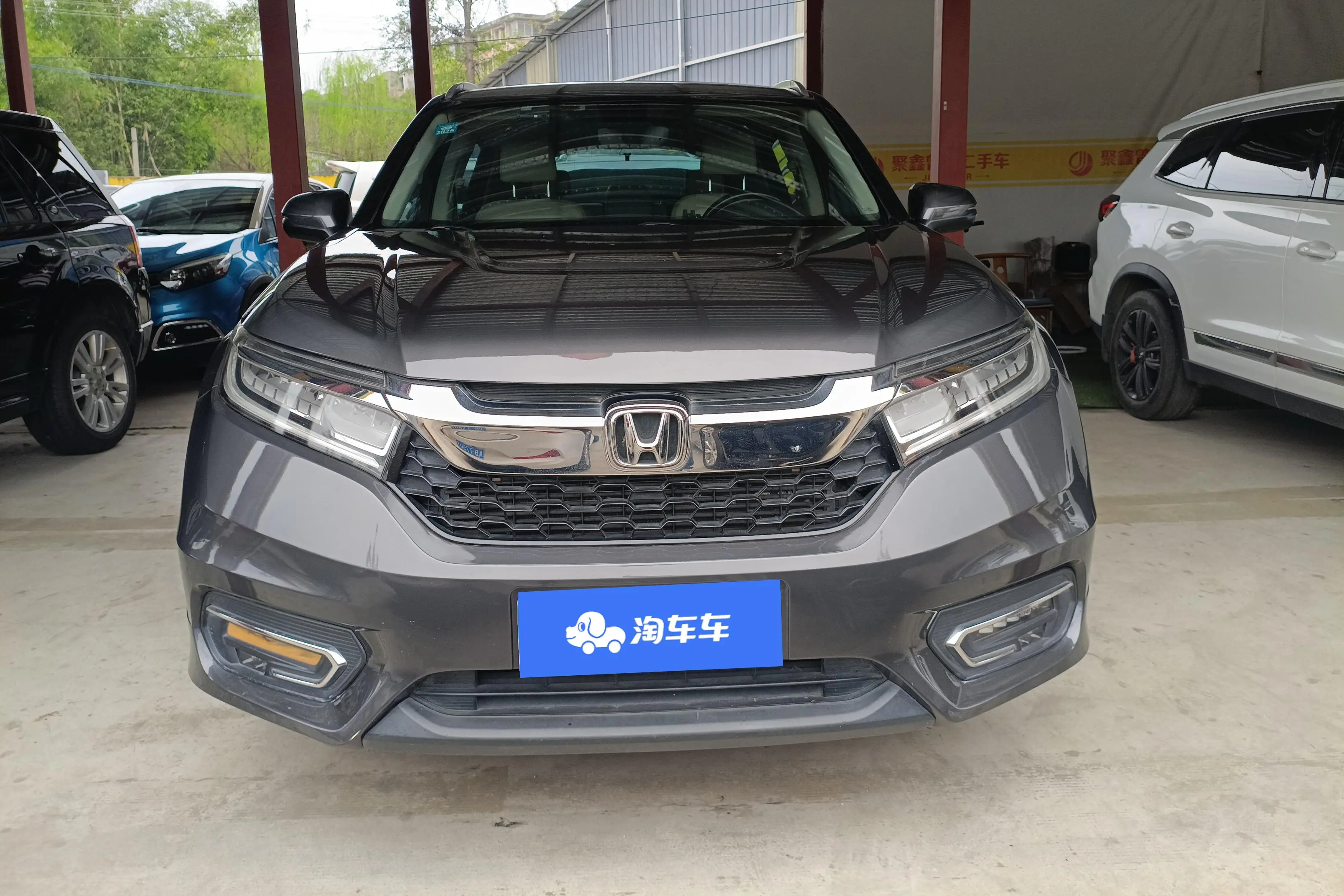Honda Avancier (Crown Road)  из Китая
