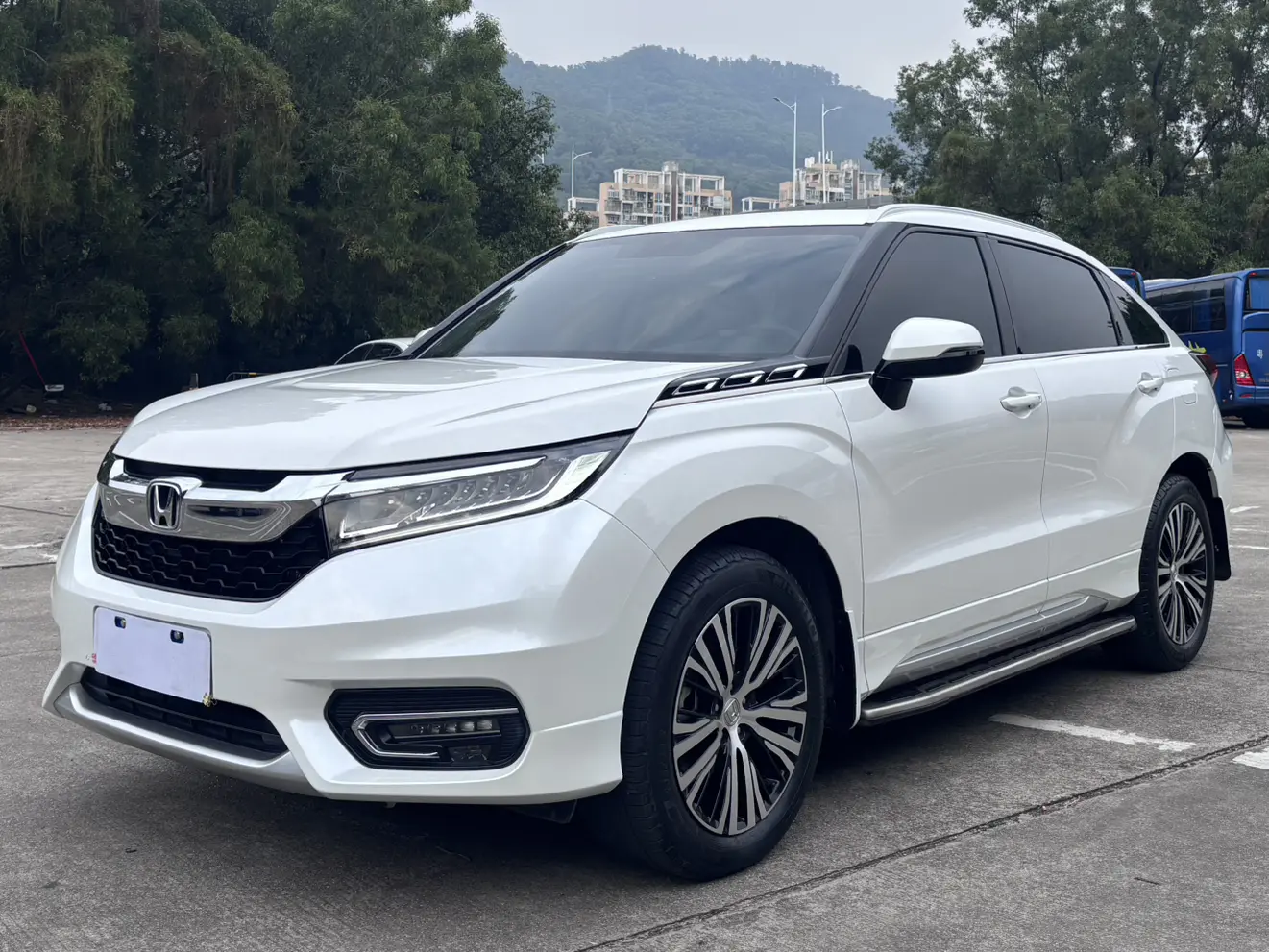 Honda Avancier (Crown Road)  из Китая