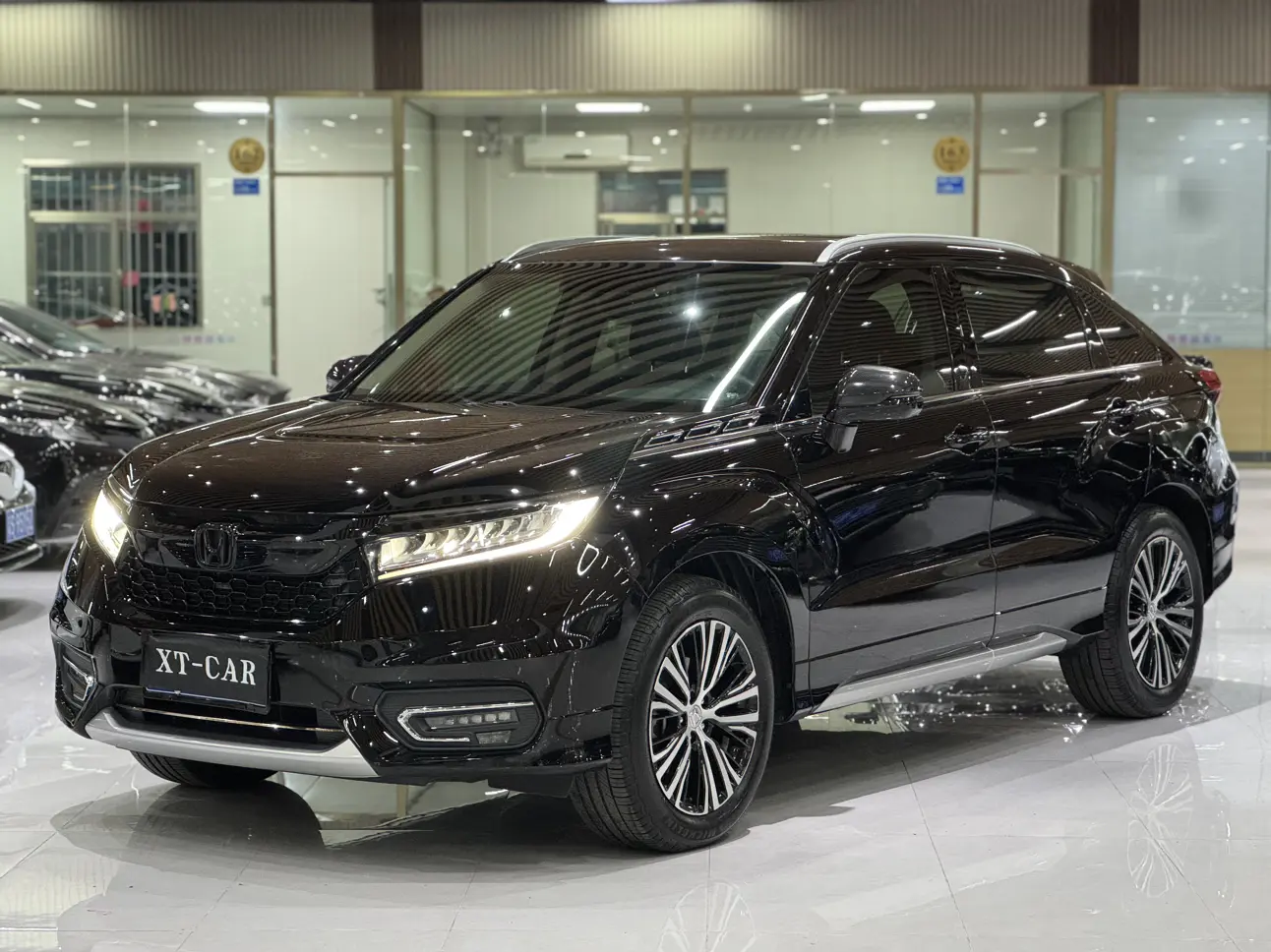 Honda Avancier (Crown Road)  из Китая