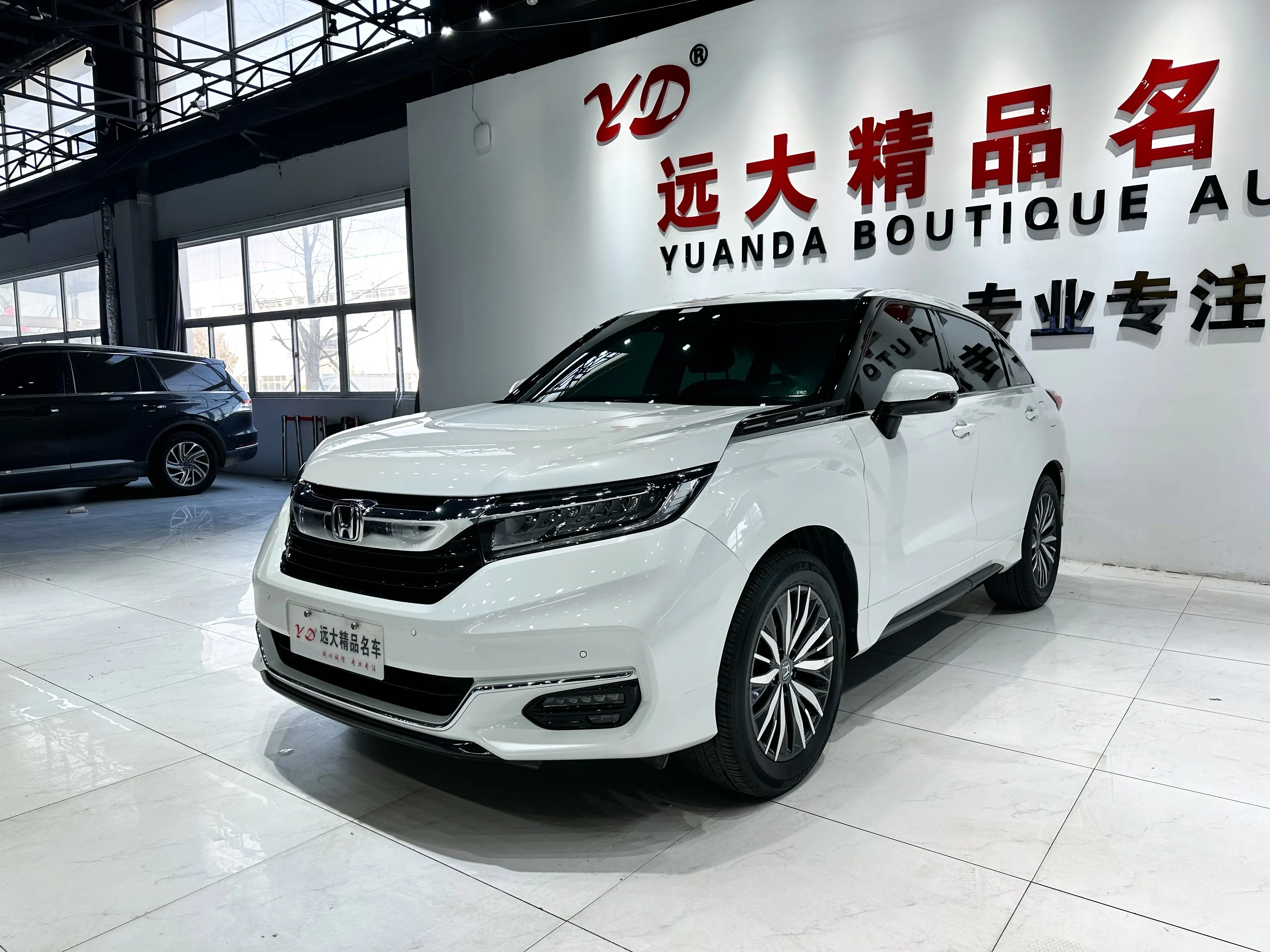 Honda Avancier (Crown Road)  из Китая
