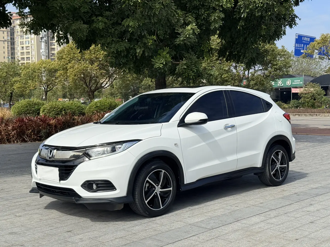 Honda Vezel (Binzhi)  из Китая