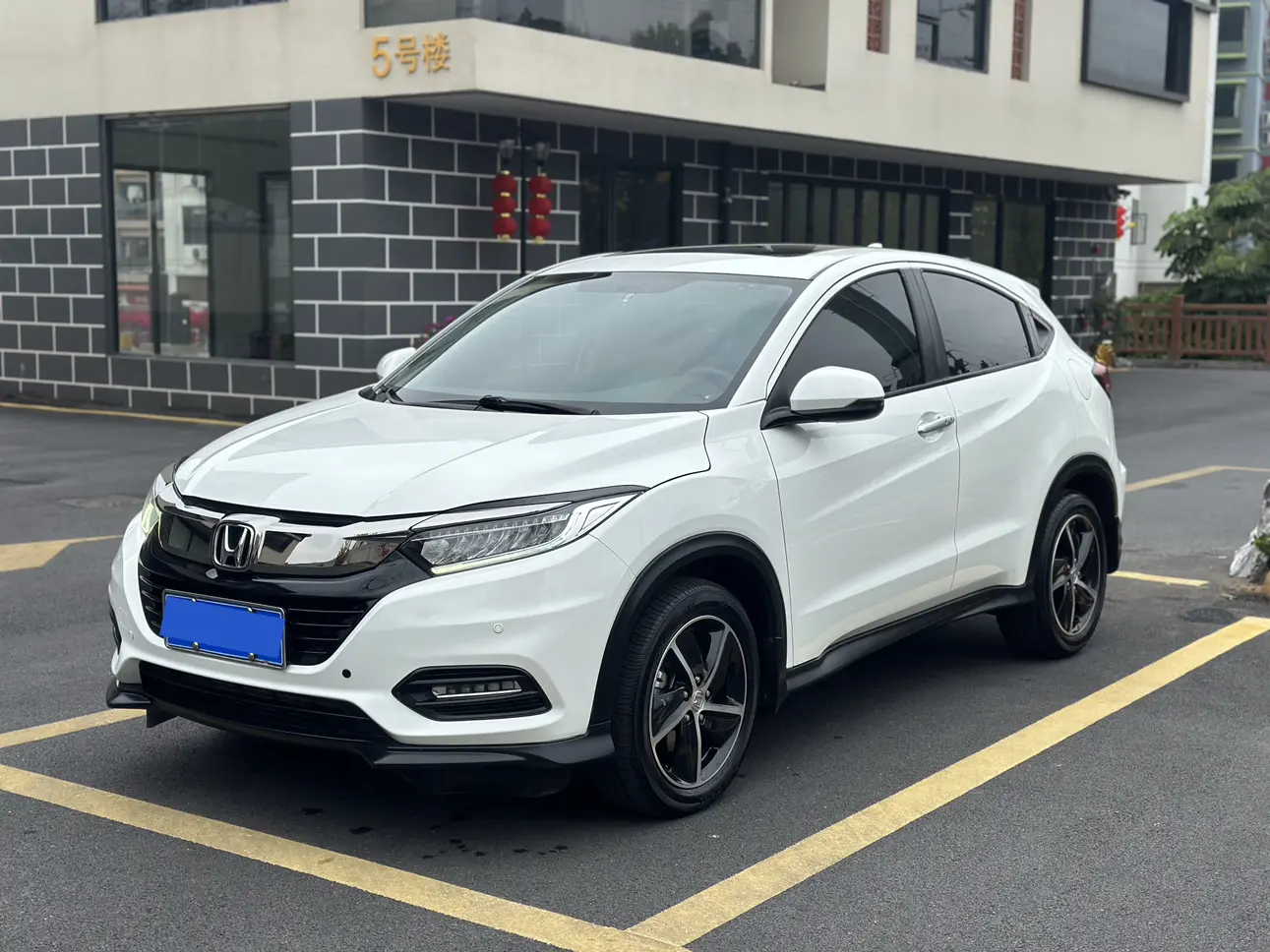 Honda Vezel (Binzhi)  из Китая