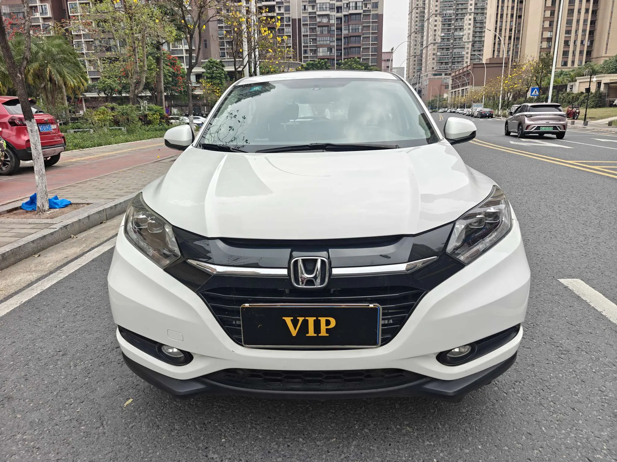 Honda Vezel (Binzhi)  из Китая