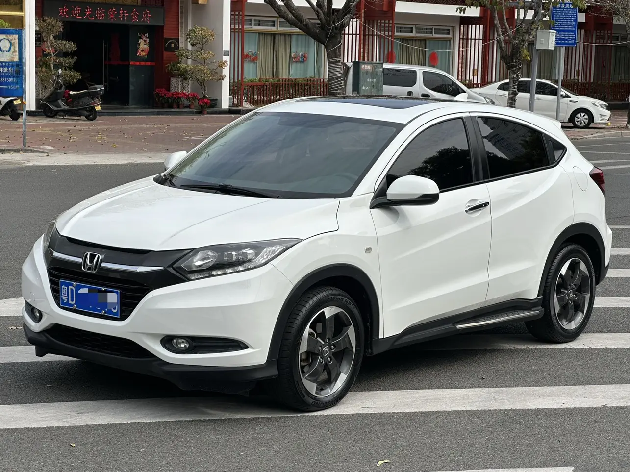 Honda Vezel (Binzhi)  из Китая
