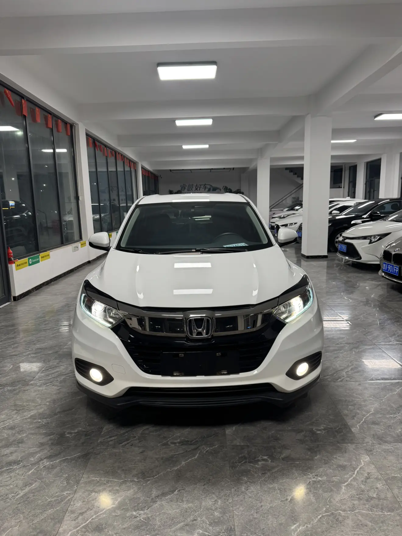 Honda Vezel (Binzhi)  из Китая