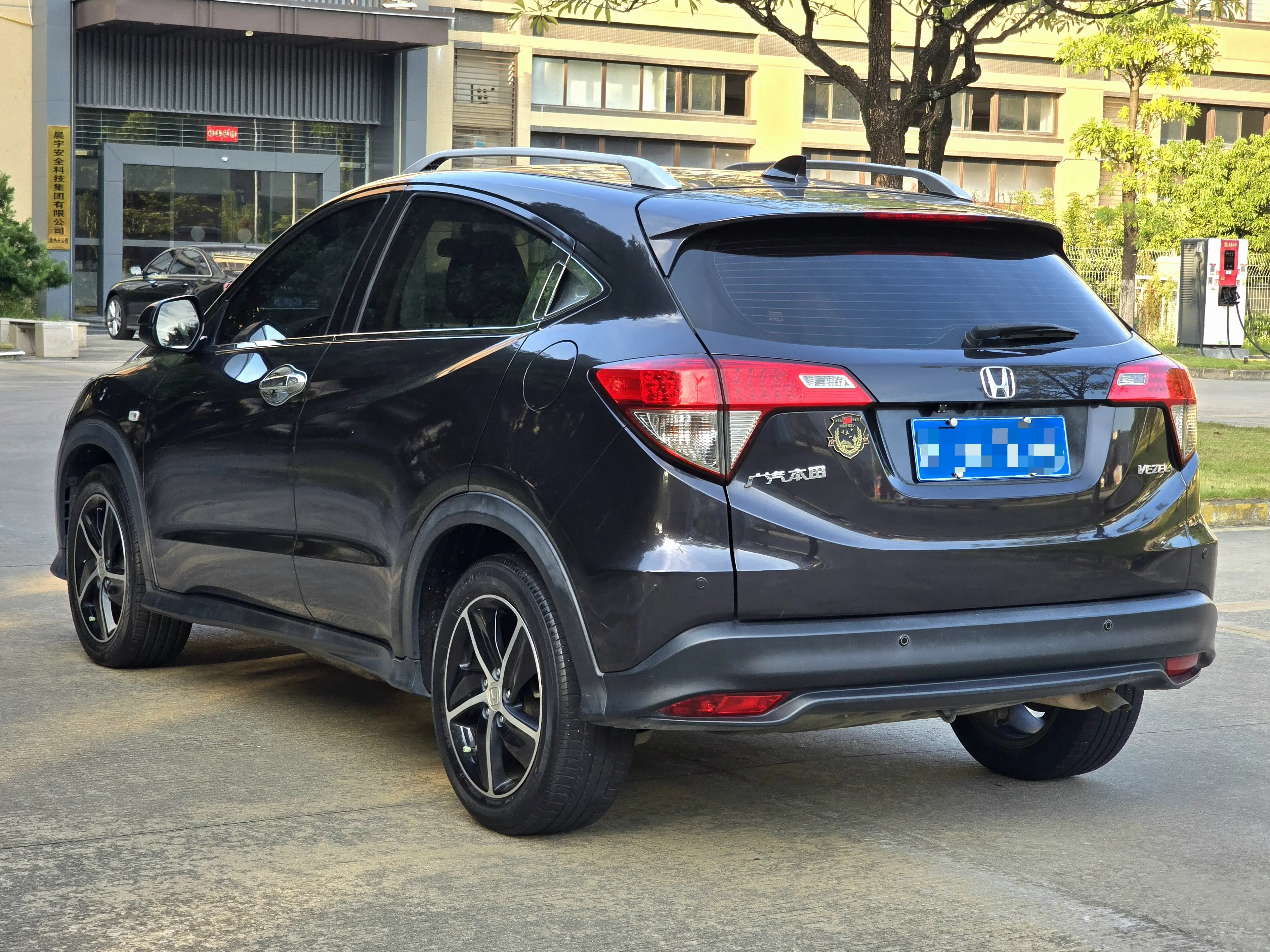 Honda Vezel (Binzhi)  из Китая