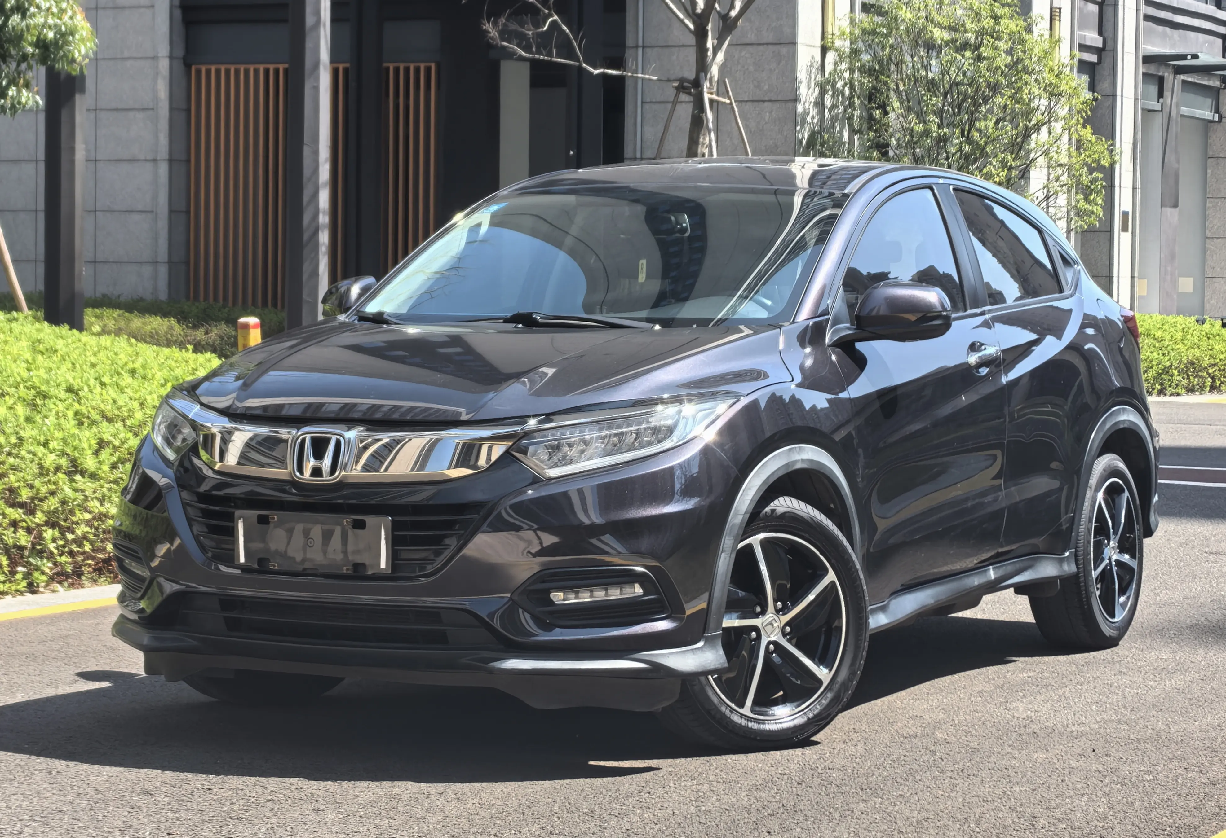 Honda Vezel (Binzhi)  из Китая