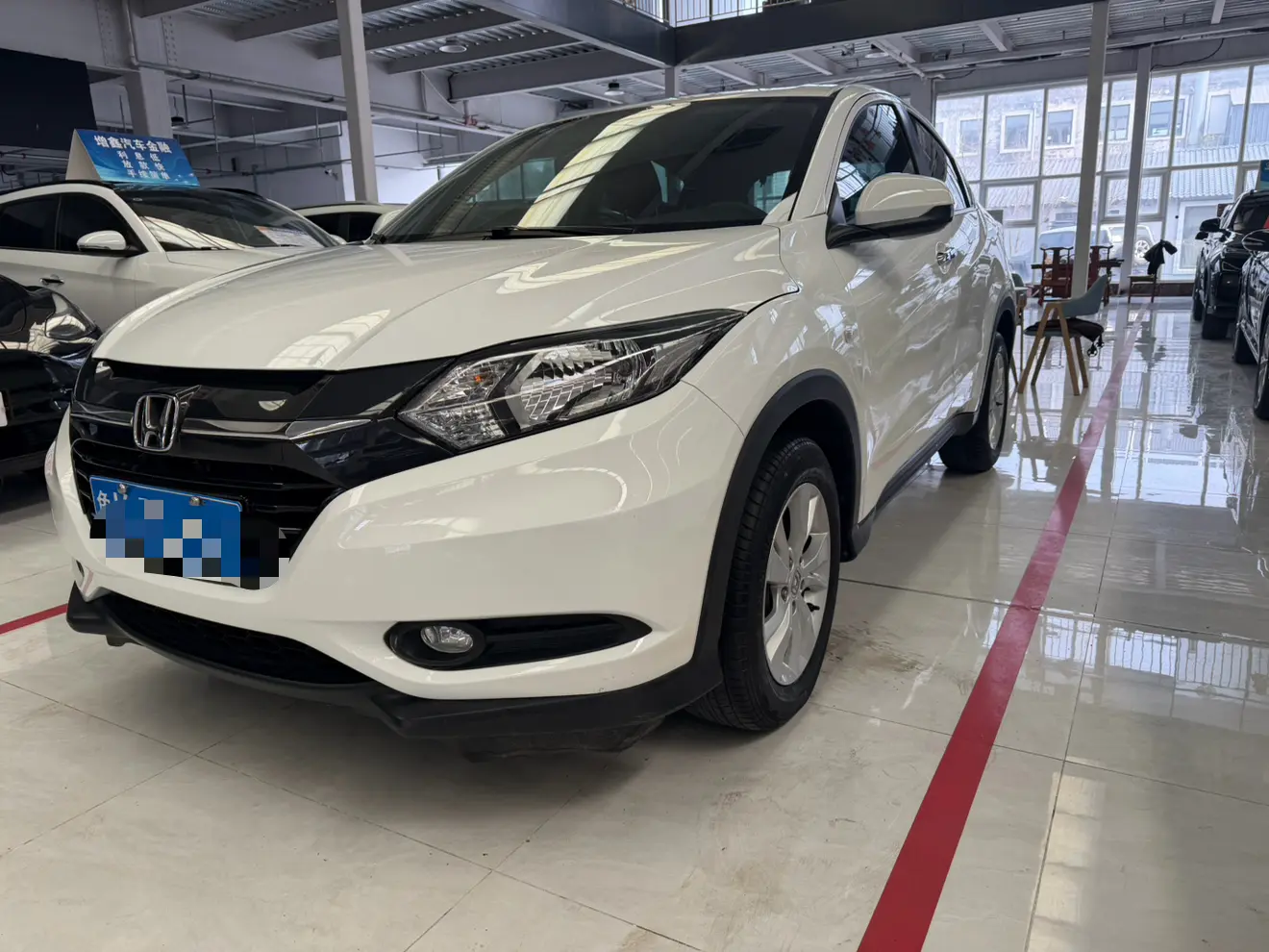 Honda Vezel (Binzhi)  из Китая
