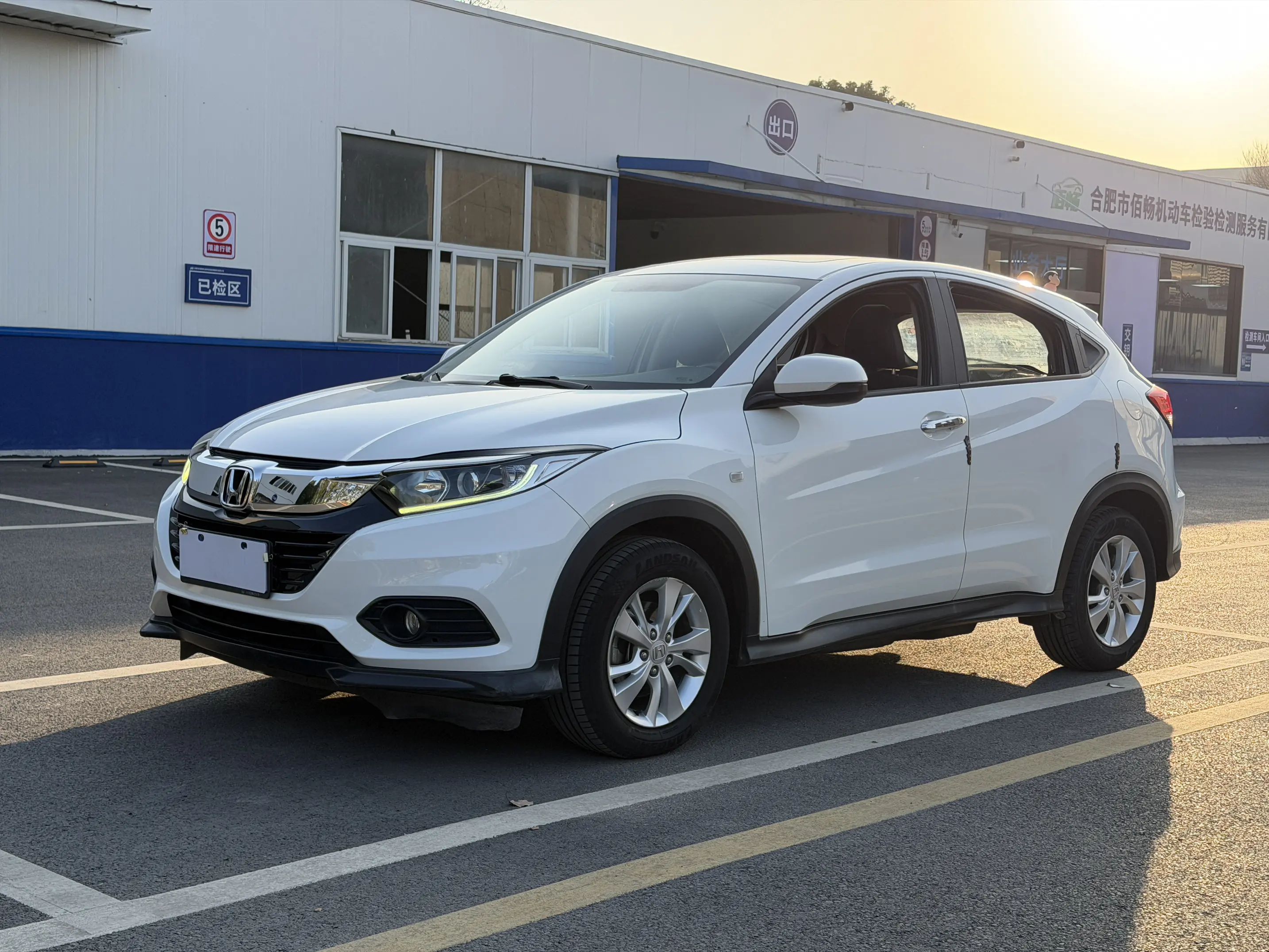 Honda Vezel (Binzhi)  из Китая
