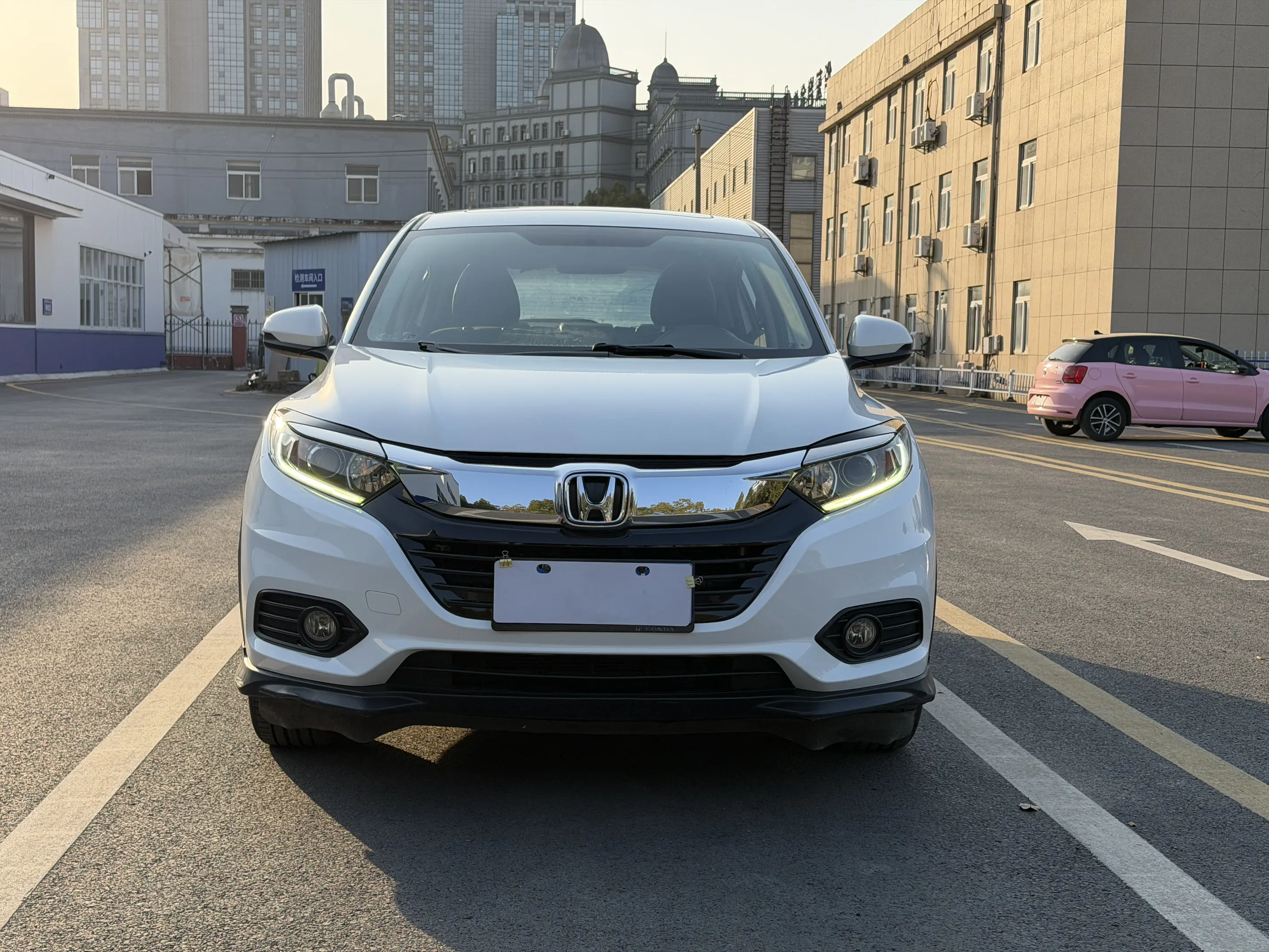 Honda Vezel (Binzhi)  из Китая