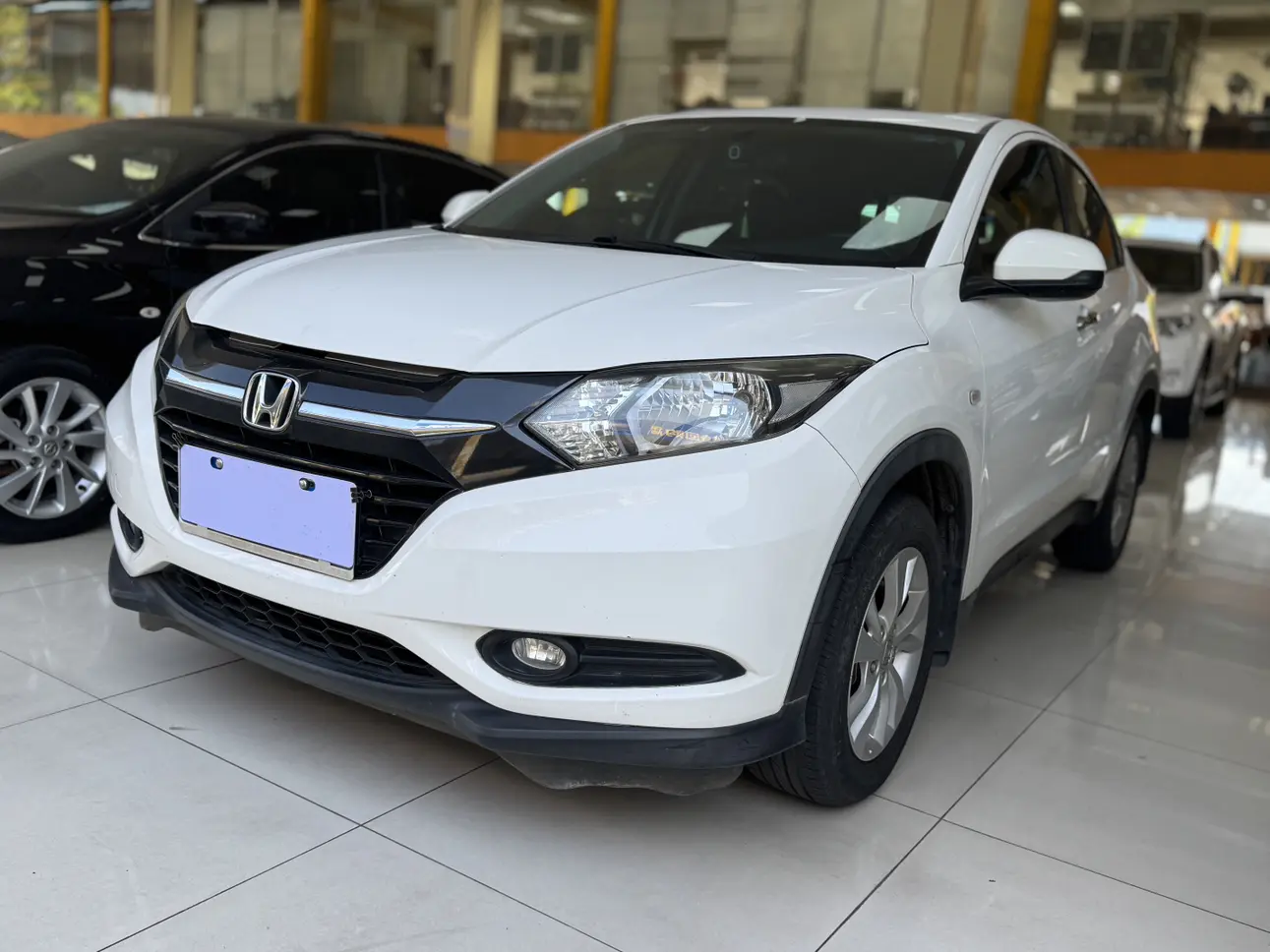 Honda Vezel (Binzhi)  из Китая