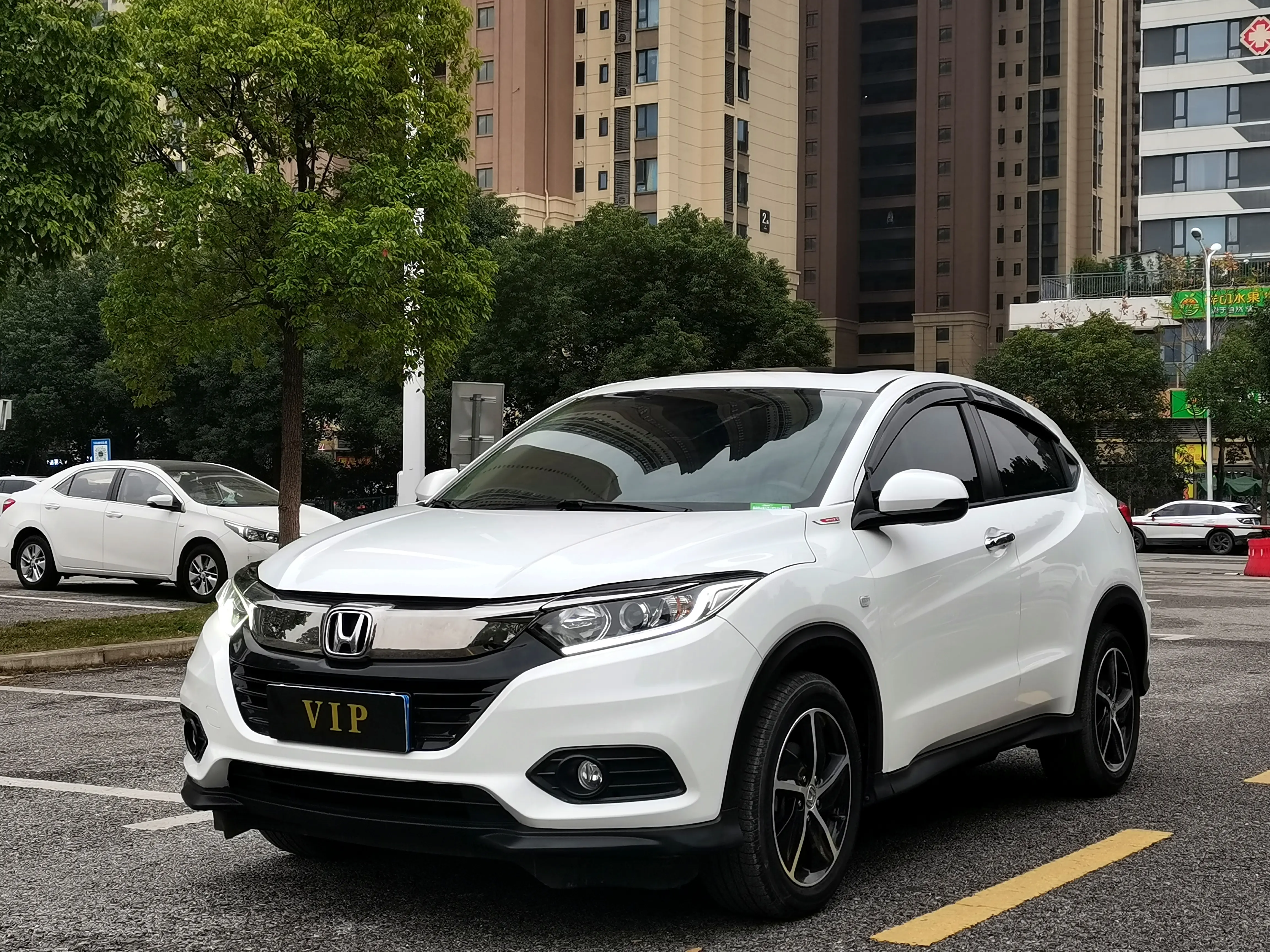 Honda Vezel (Binzhi)  из Китая