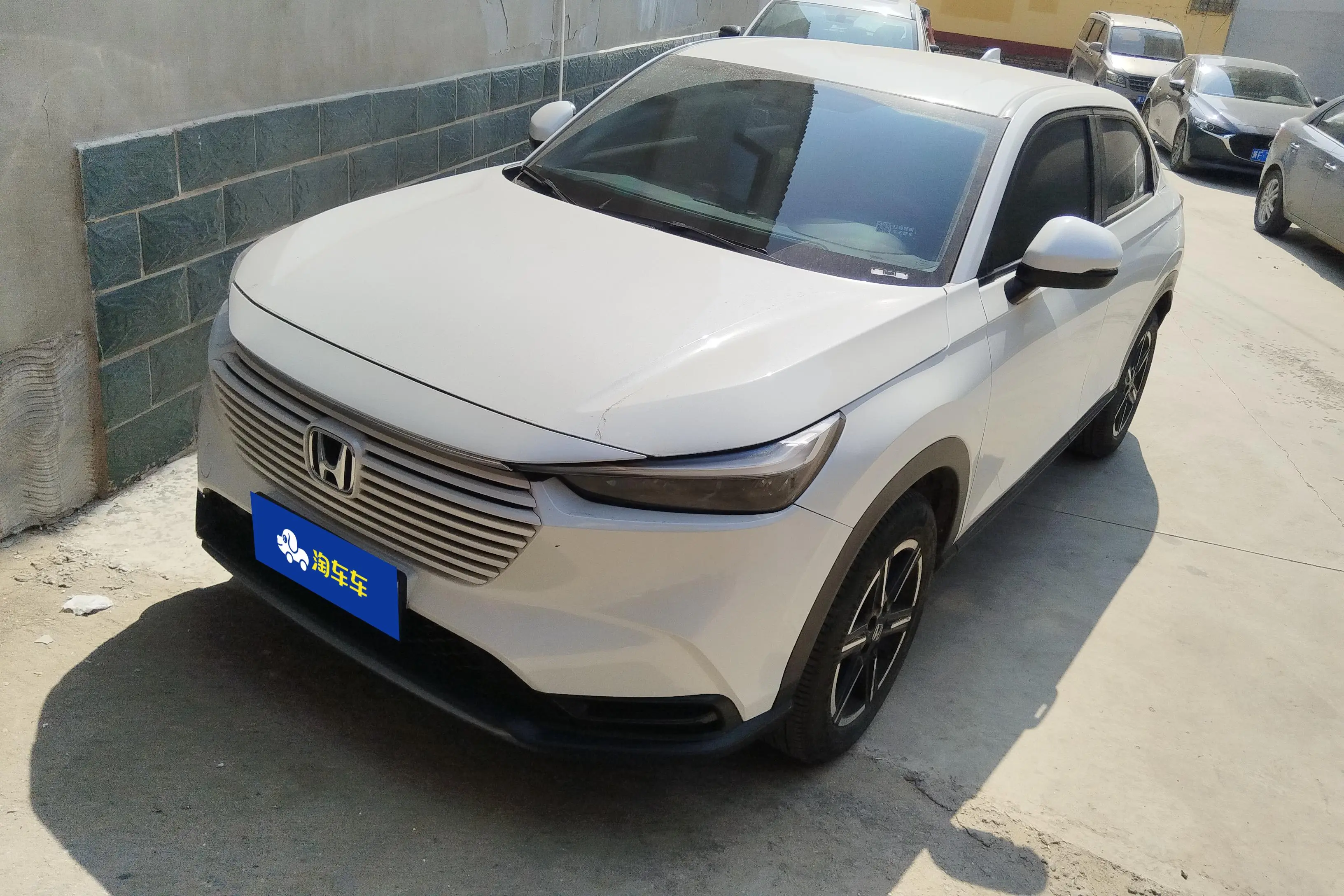 Honda Vezel (Binzhi)  из Китая